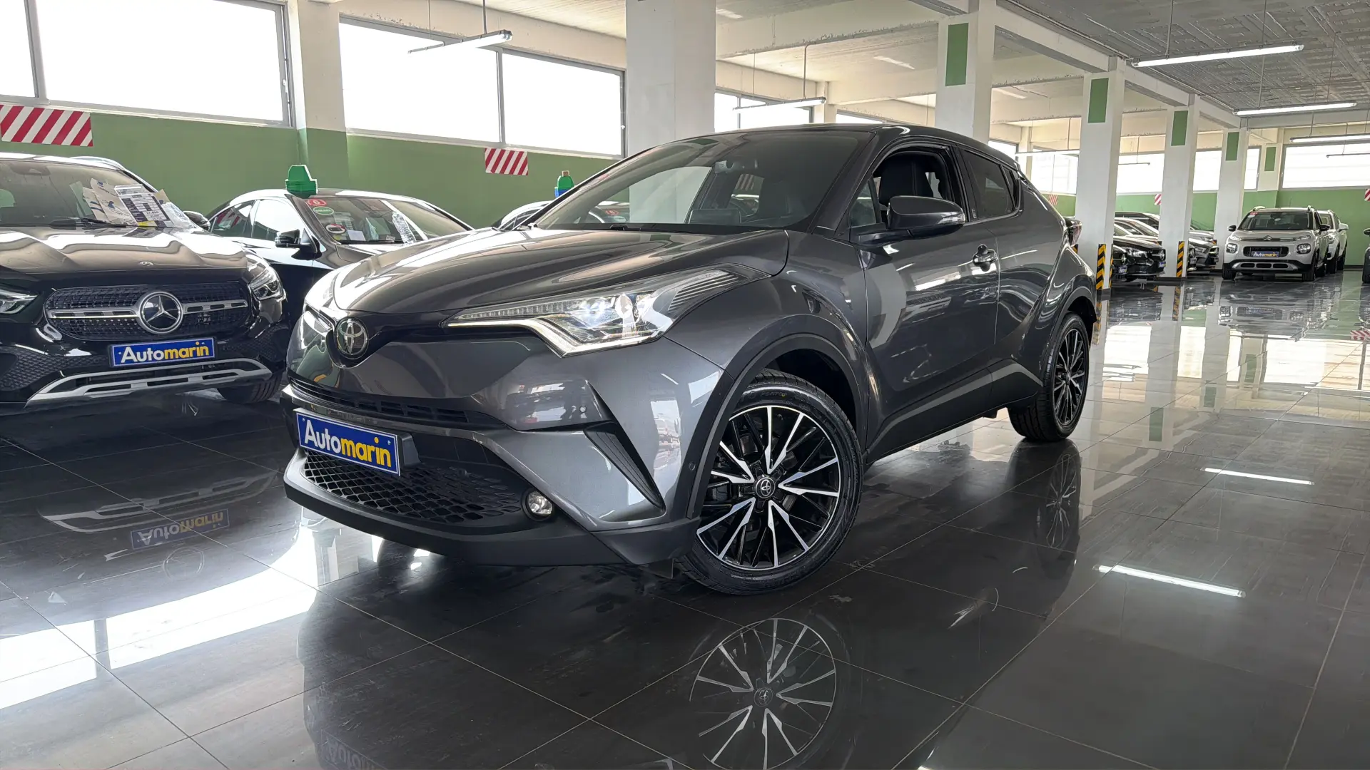View 1 - Toyota C-HR - 2018