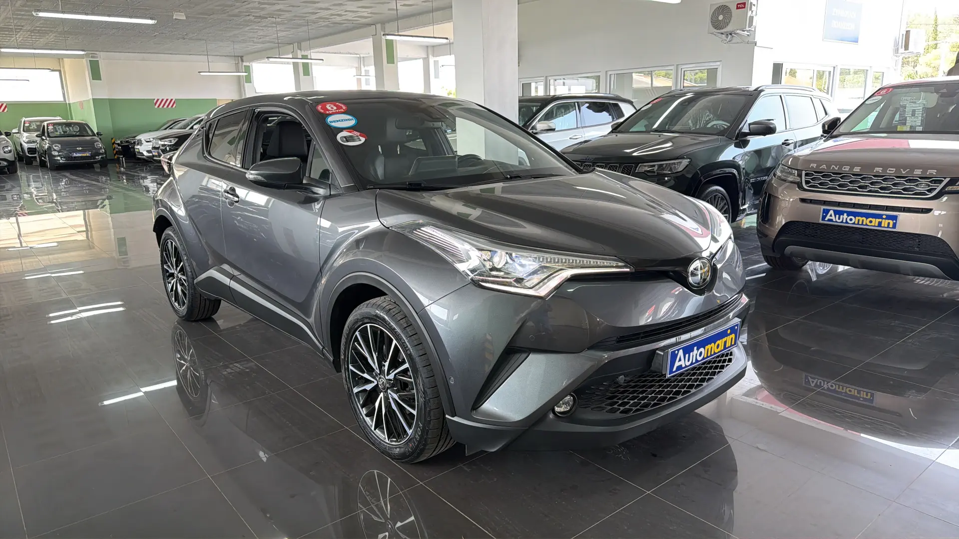 View 3 - Toyota C-HR - 2018