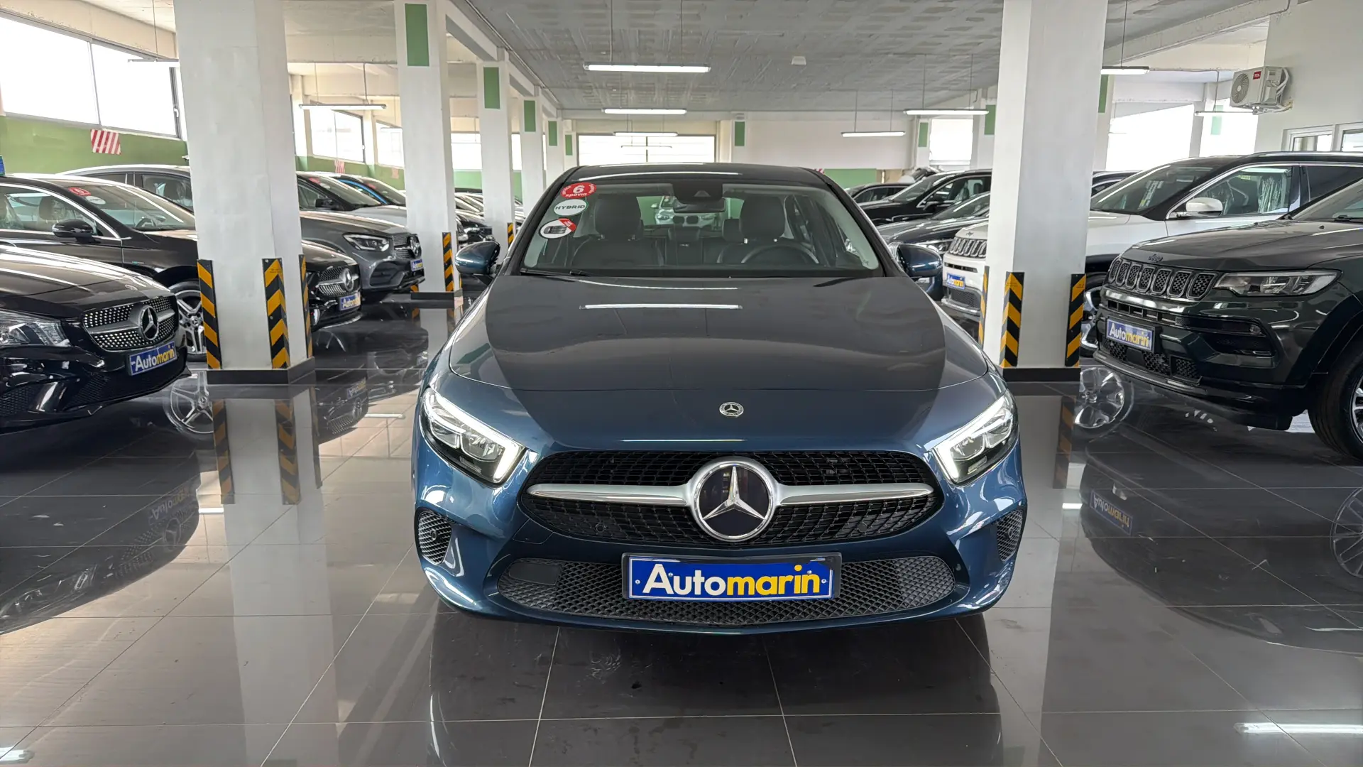 View 2 - Mercedes-Benz A 250 - 2021