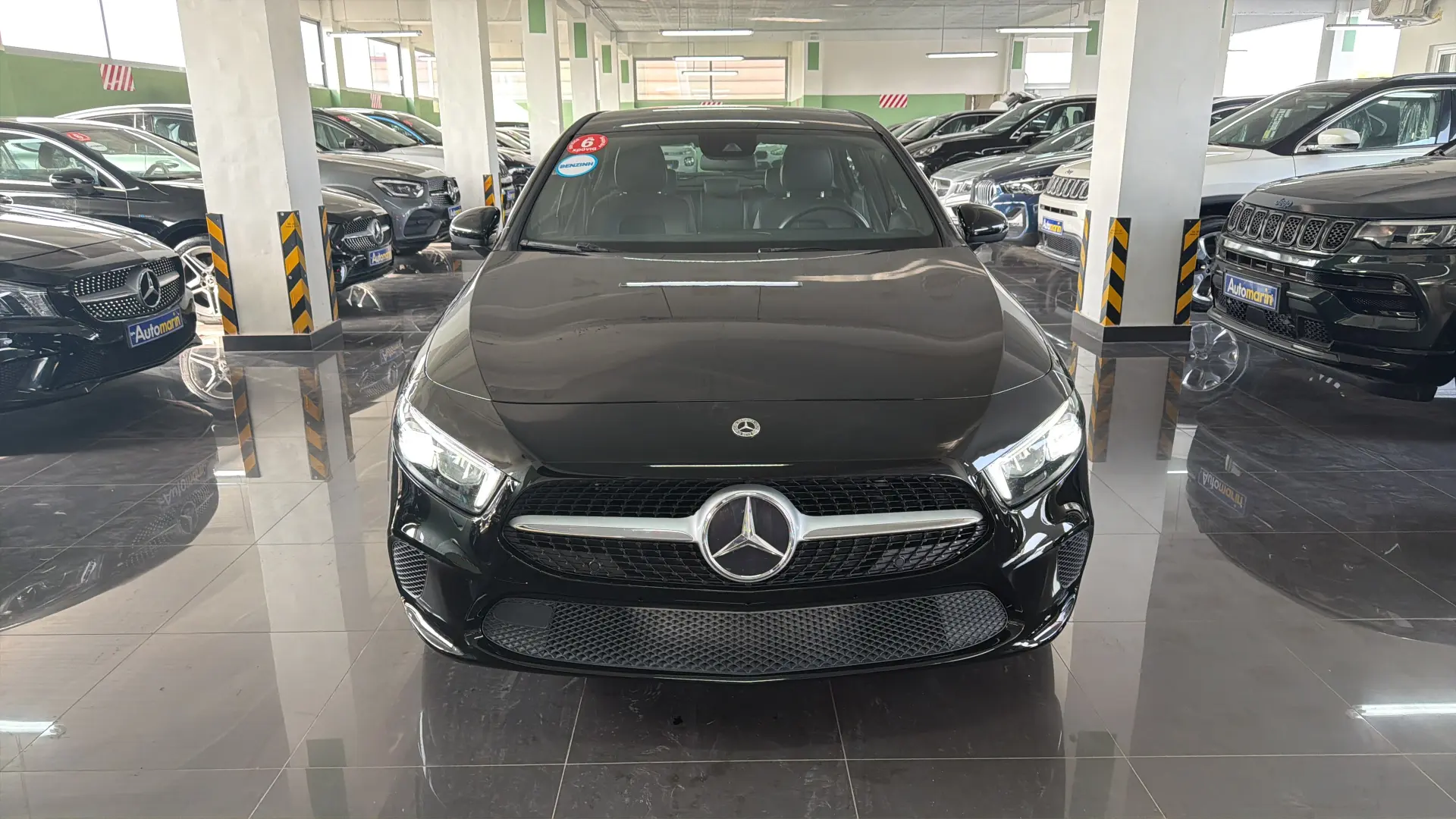 View 2 - Mercedes-Benz A 180 - 2022