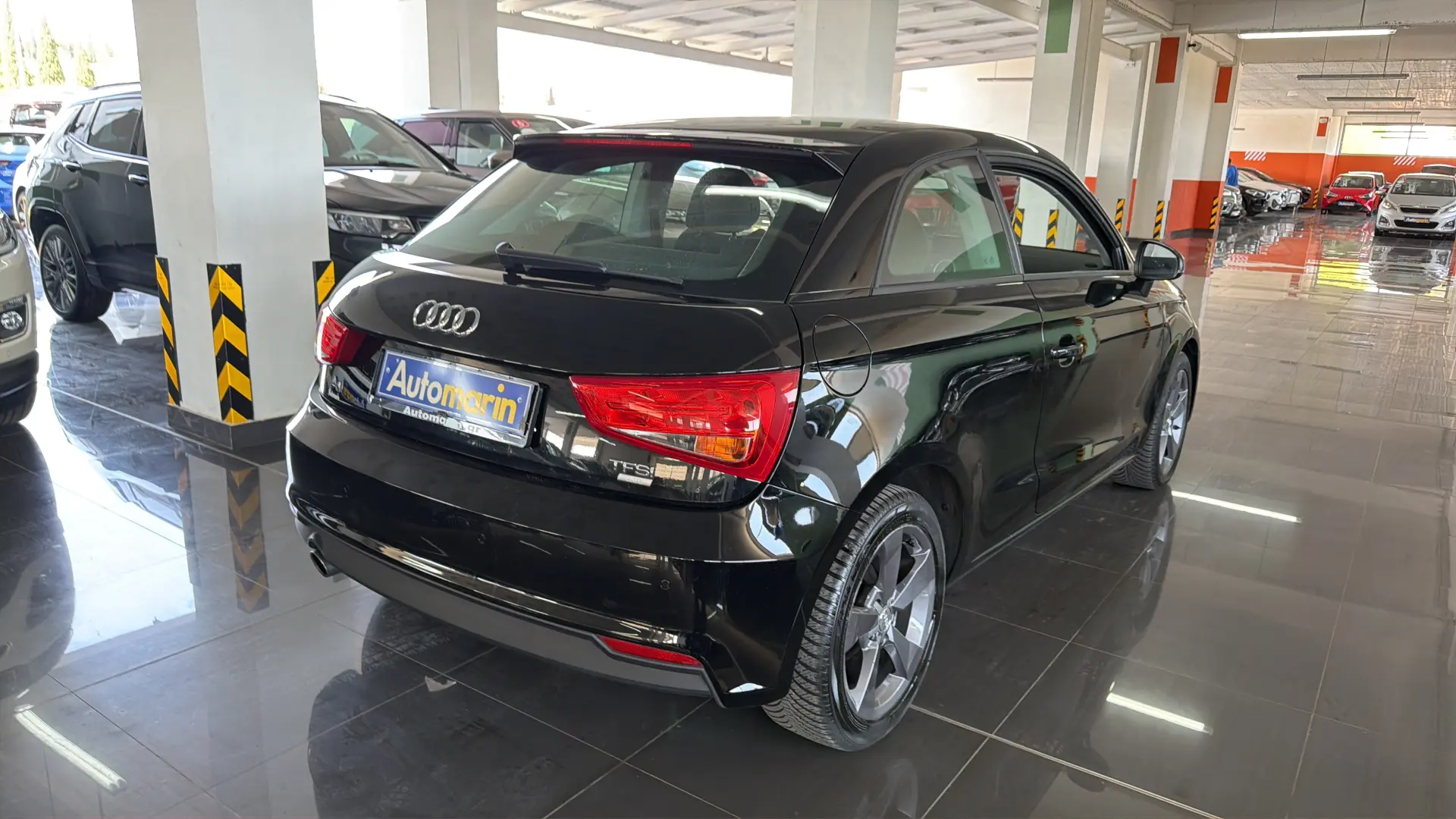 View 4 - AUDI A1 - 2016