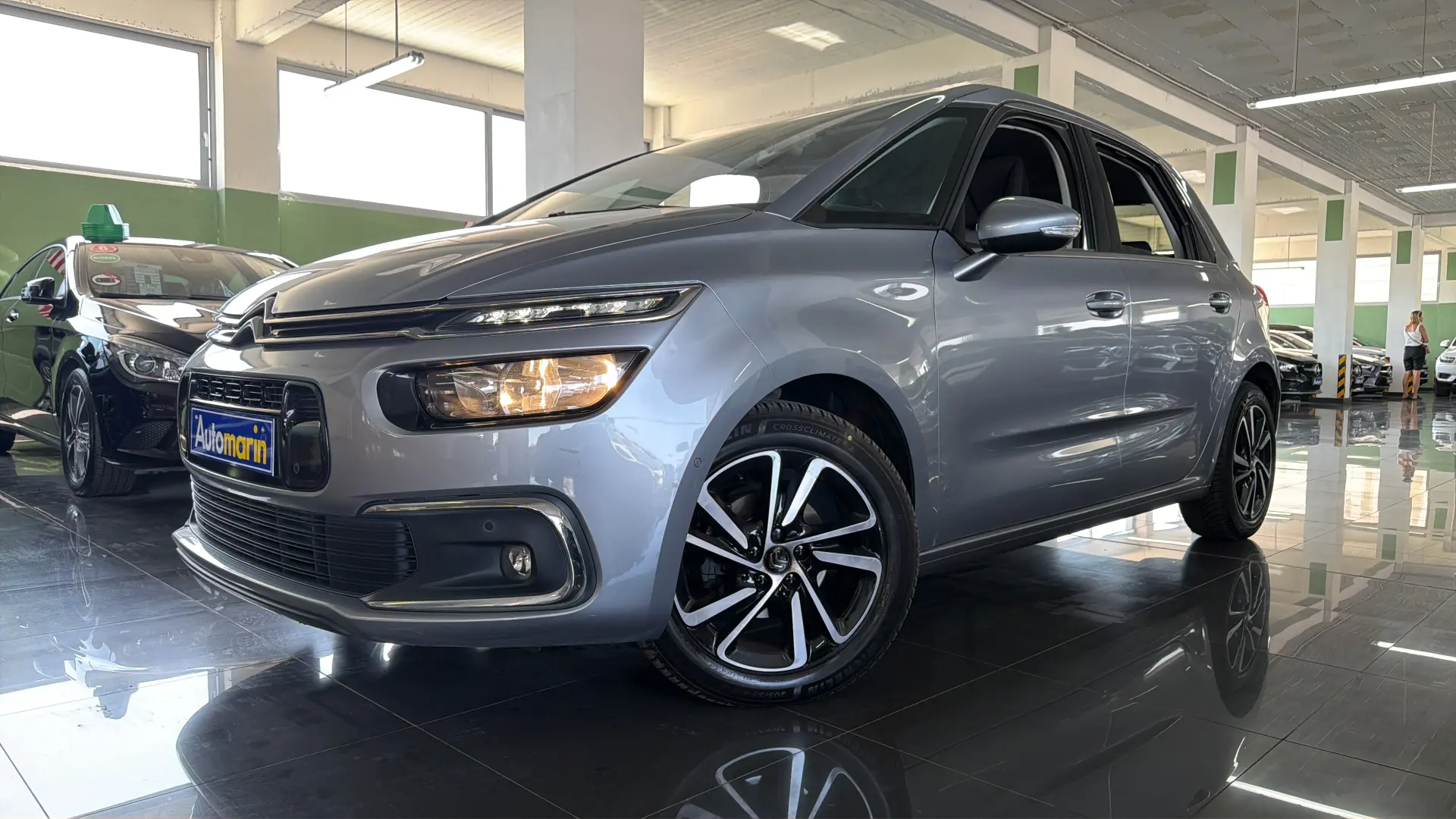 View 1 - Citroen C4 Picasso - 2018