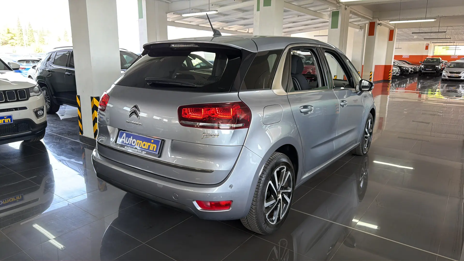 View 4 - Citroen C4 Picasso - 2018