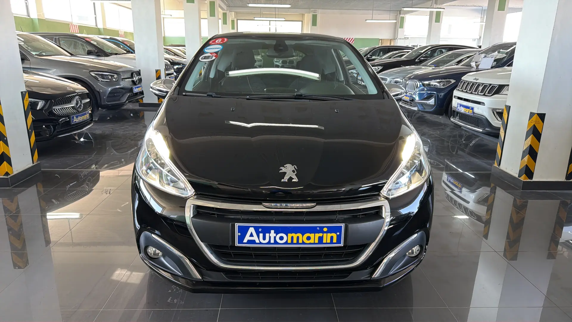 View 2 - Peugeot 208 - 2018