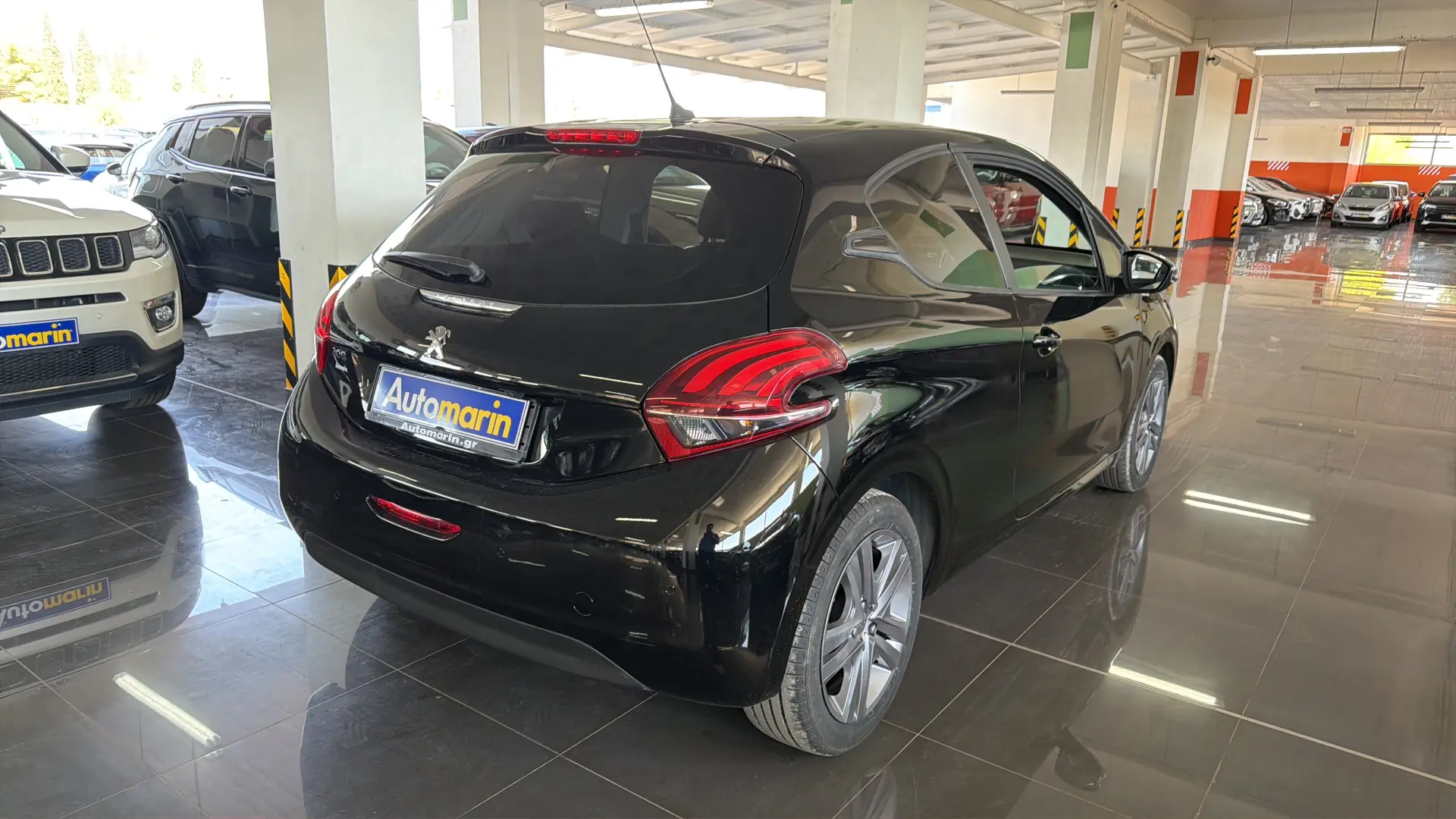View 4 - Peugeot 208 - 2018