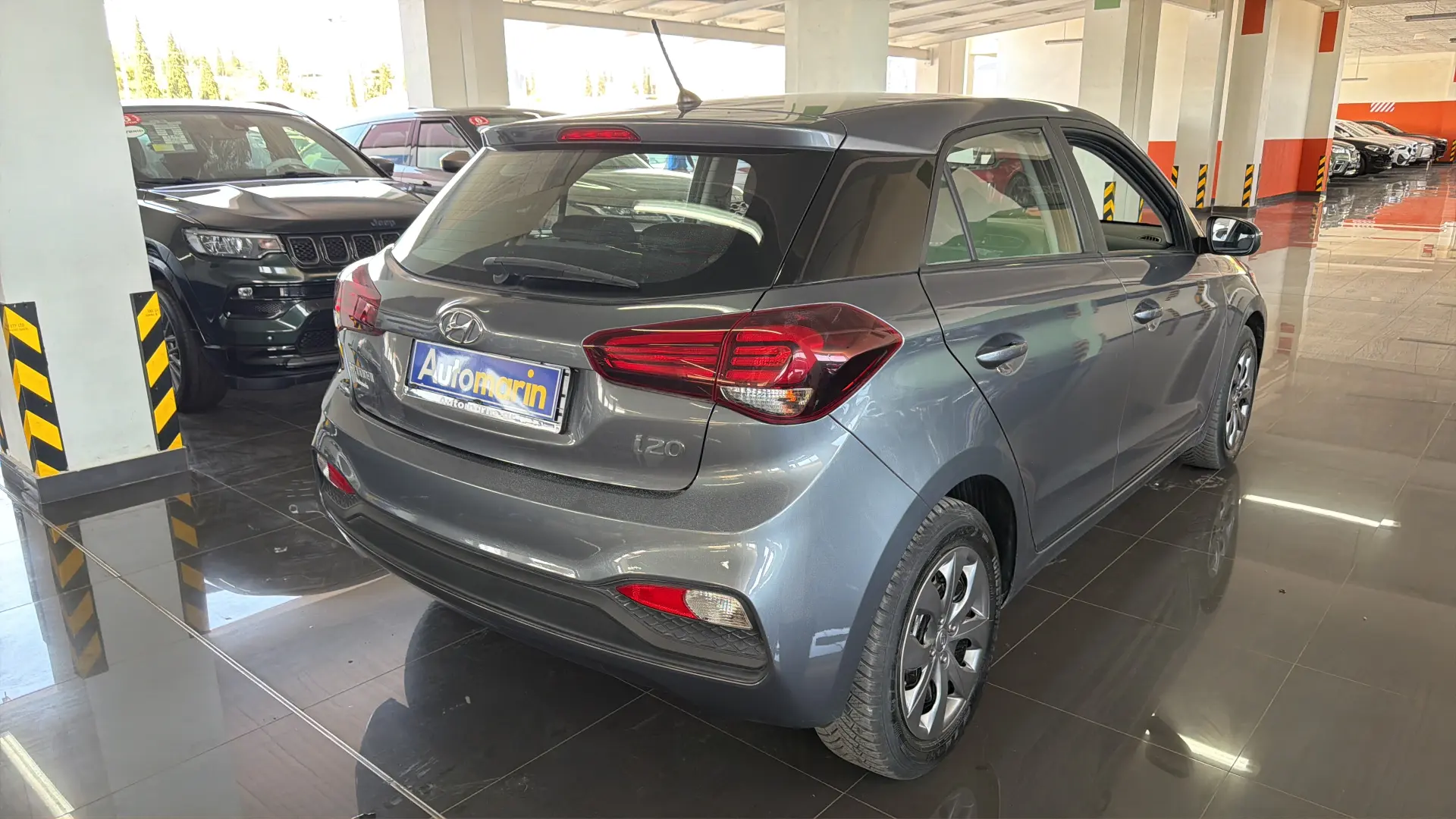 View 4 - Hyundai i 20 - 2019