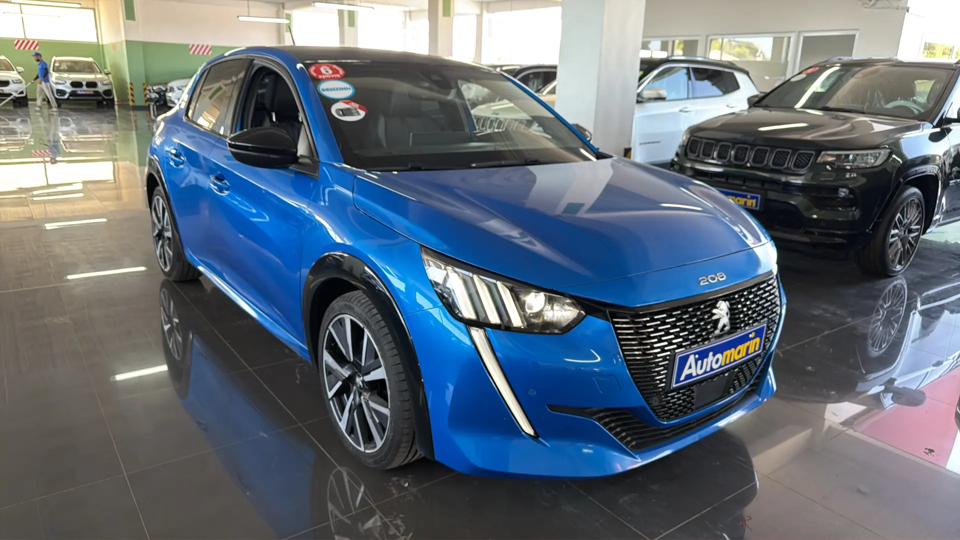 View 3 - Peugeot 208 - 2019