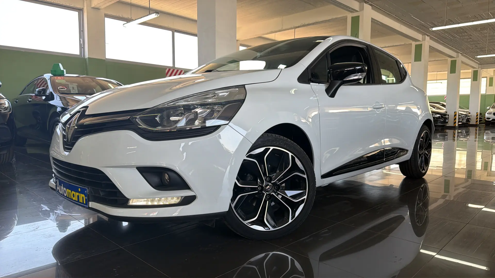 View 1 - Renault Clio - 2019