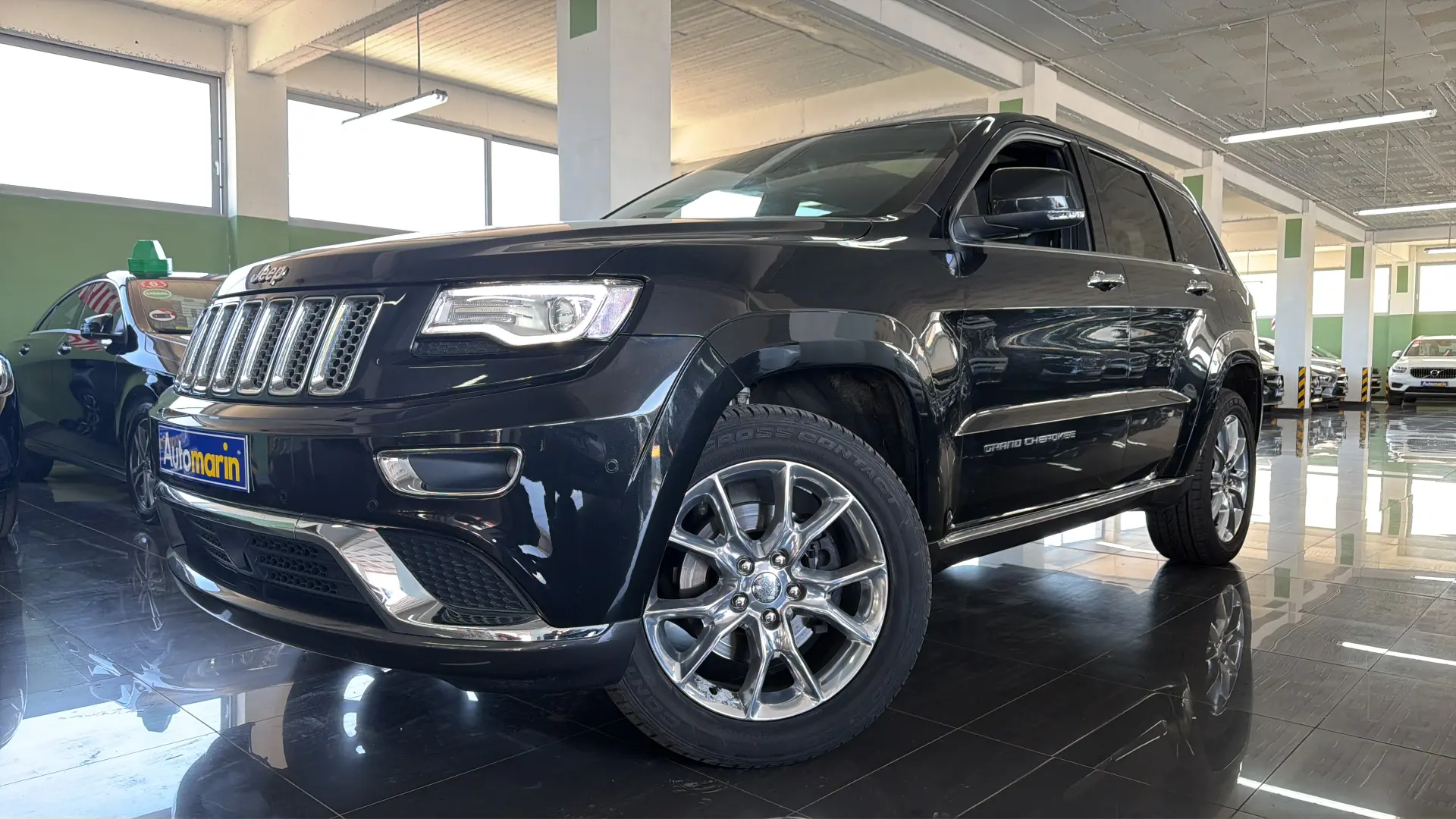 View 1 - Jeep Grand Cherokee - 2016