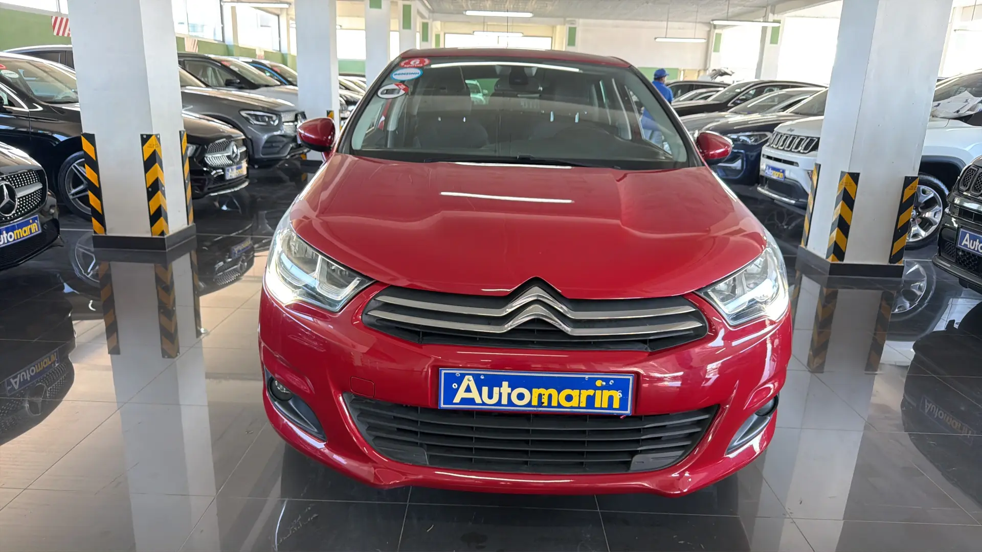 View 2 - Citroen C4 - 2016