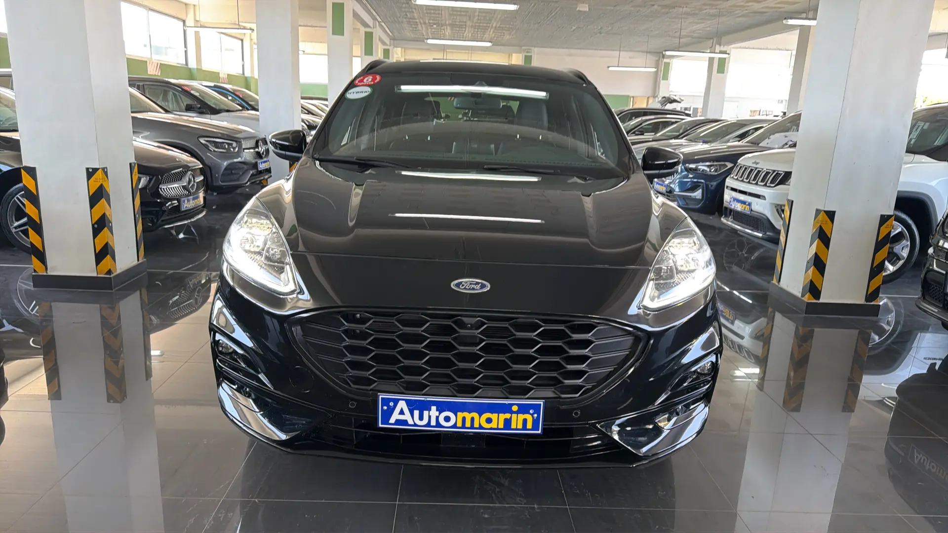 View 2 - Ford Kuga - 2022