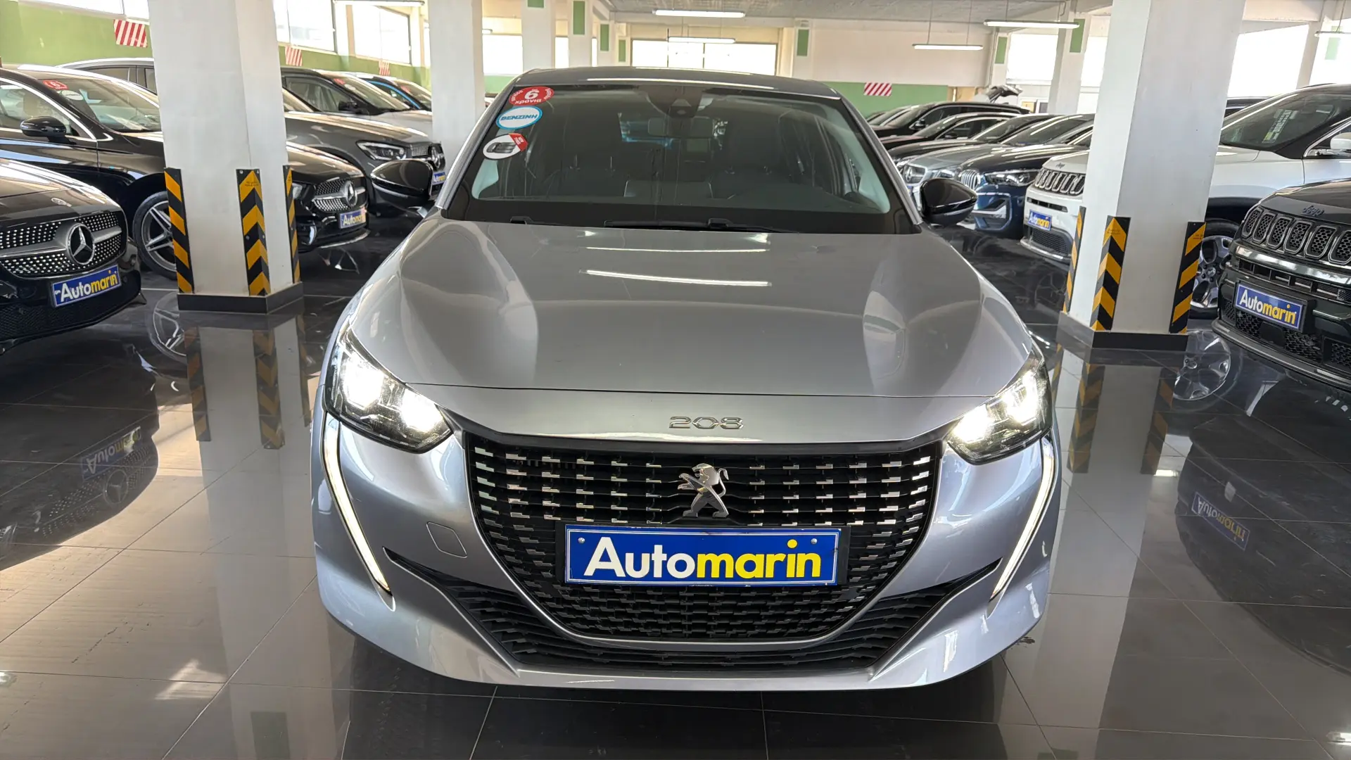 View 2 - Peugeot 208 - 2022