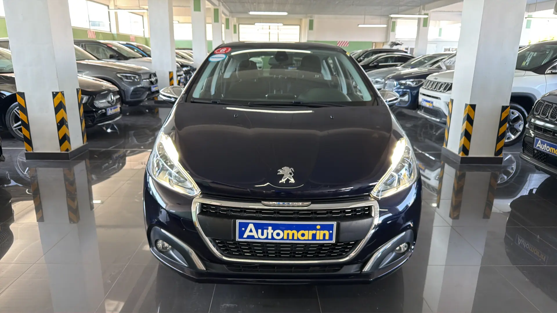 View 2 - Peugeot 208 - 2017