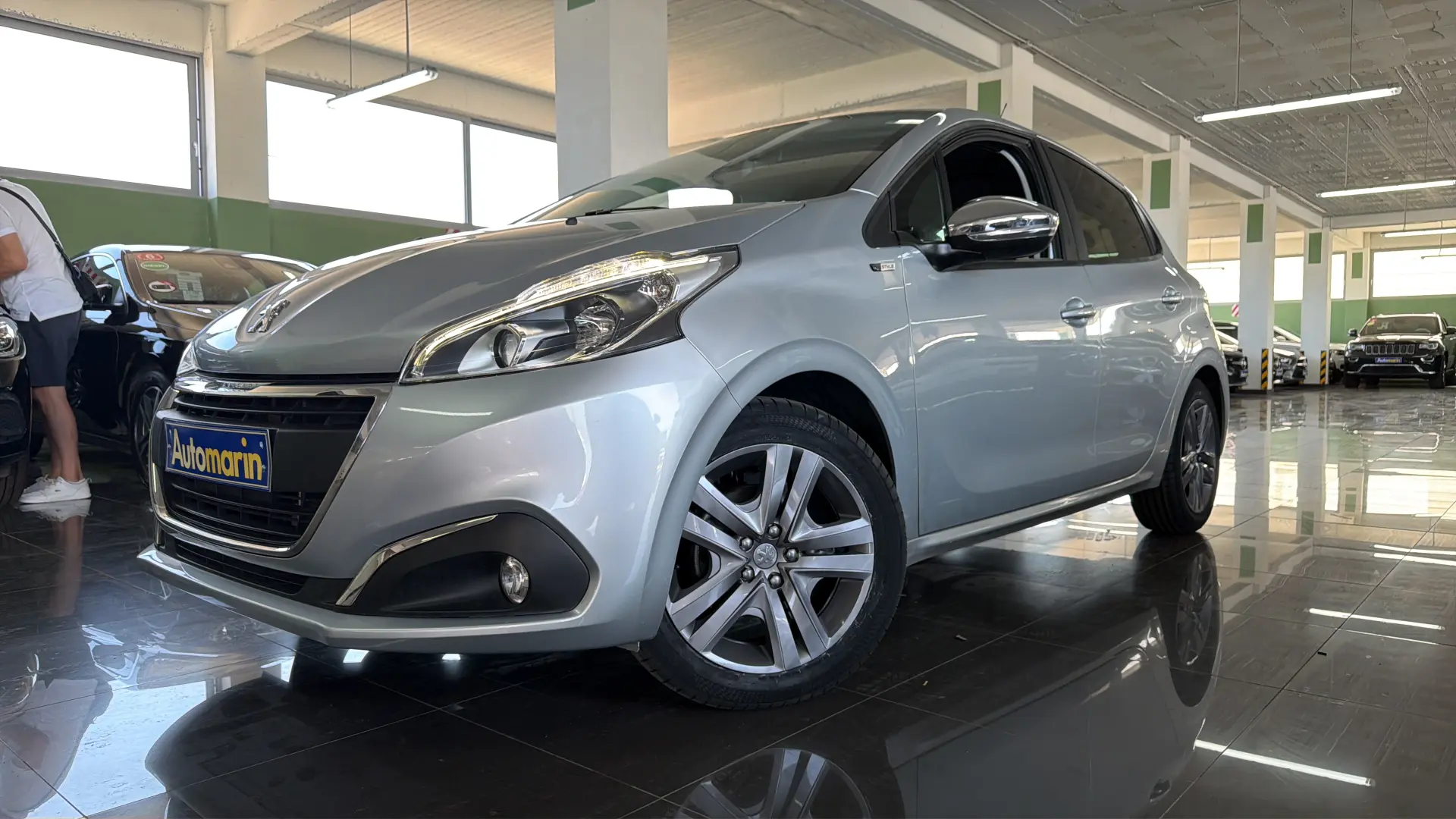 View 1 - Peugeot 208 - 2017