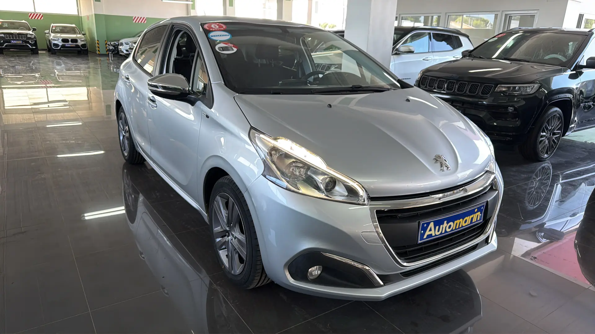 View 3 - Peugeot 208 - 2017
