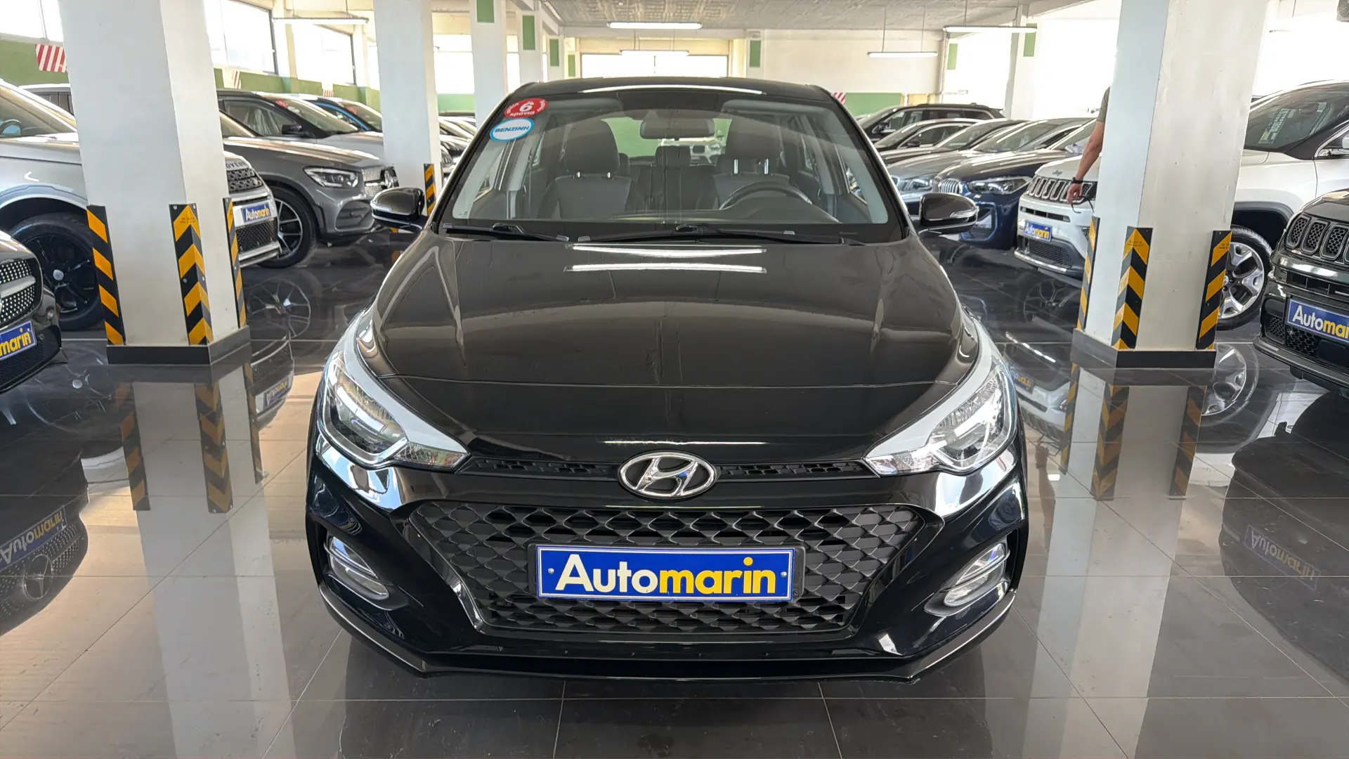 View 2 - Hyundai i 20 - 2020