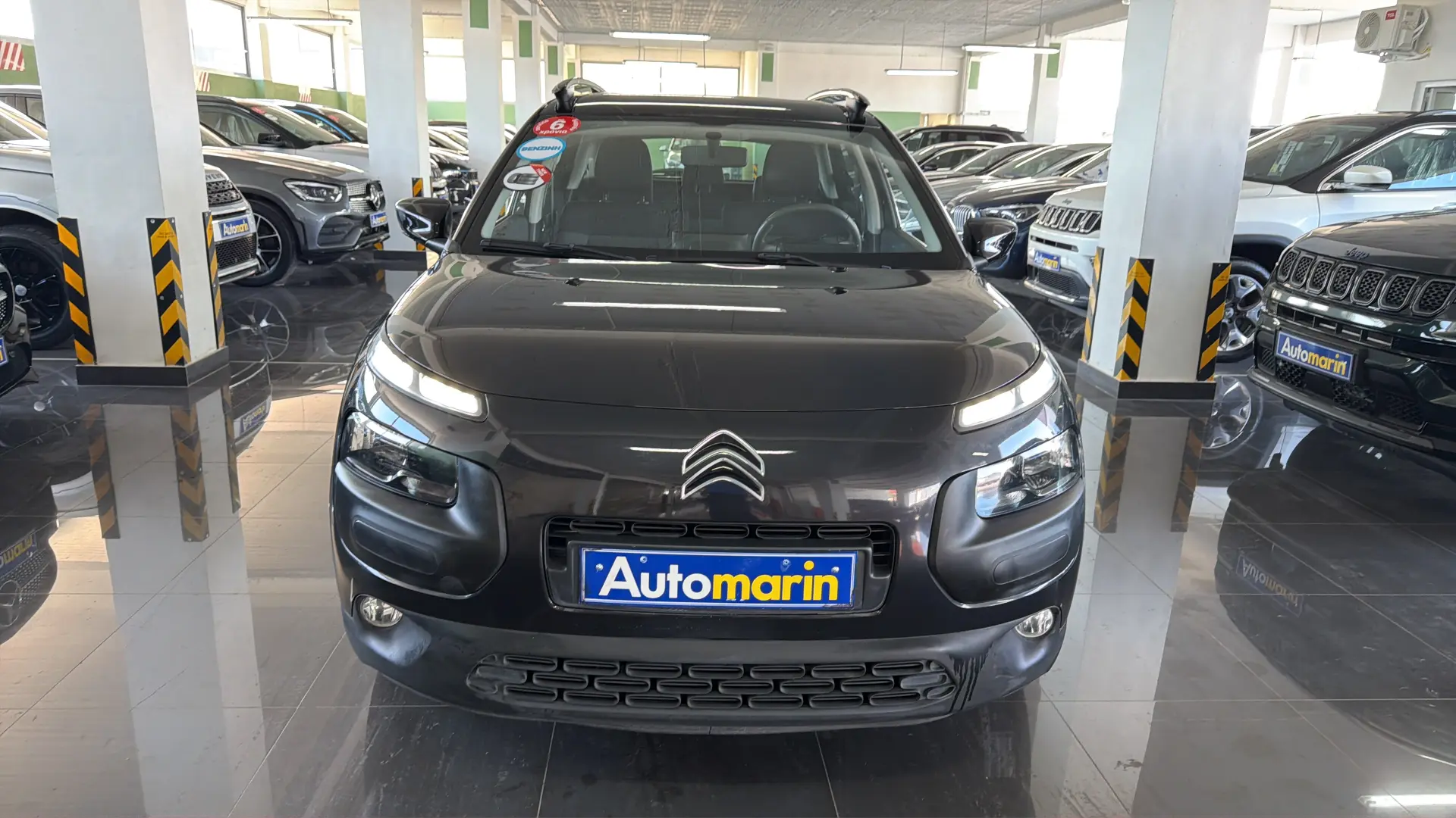 View 2 - Citroen C4 Cactus - 2016