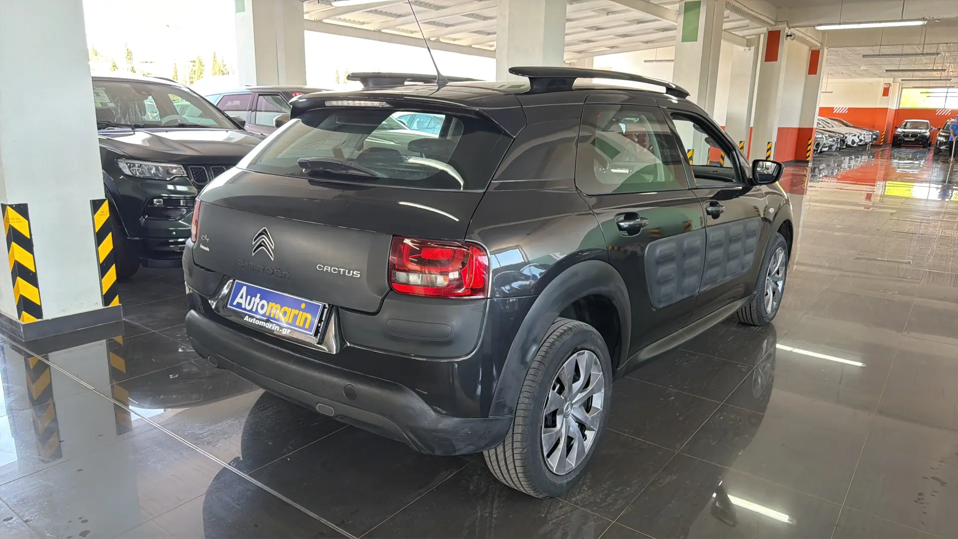 View 4 - Citroen C4 Cactus - 2016