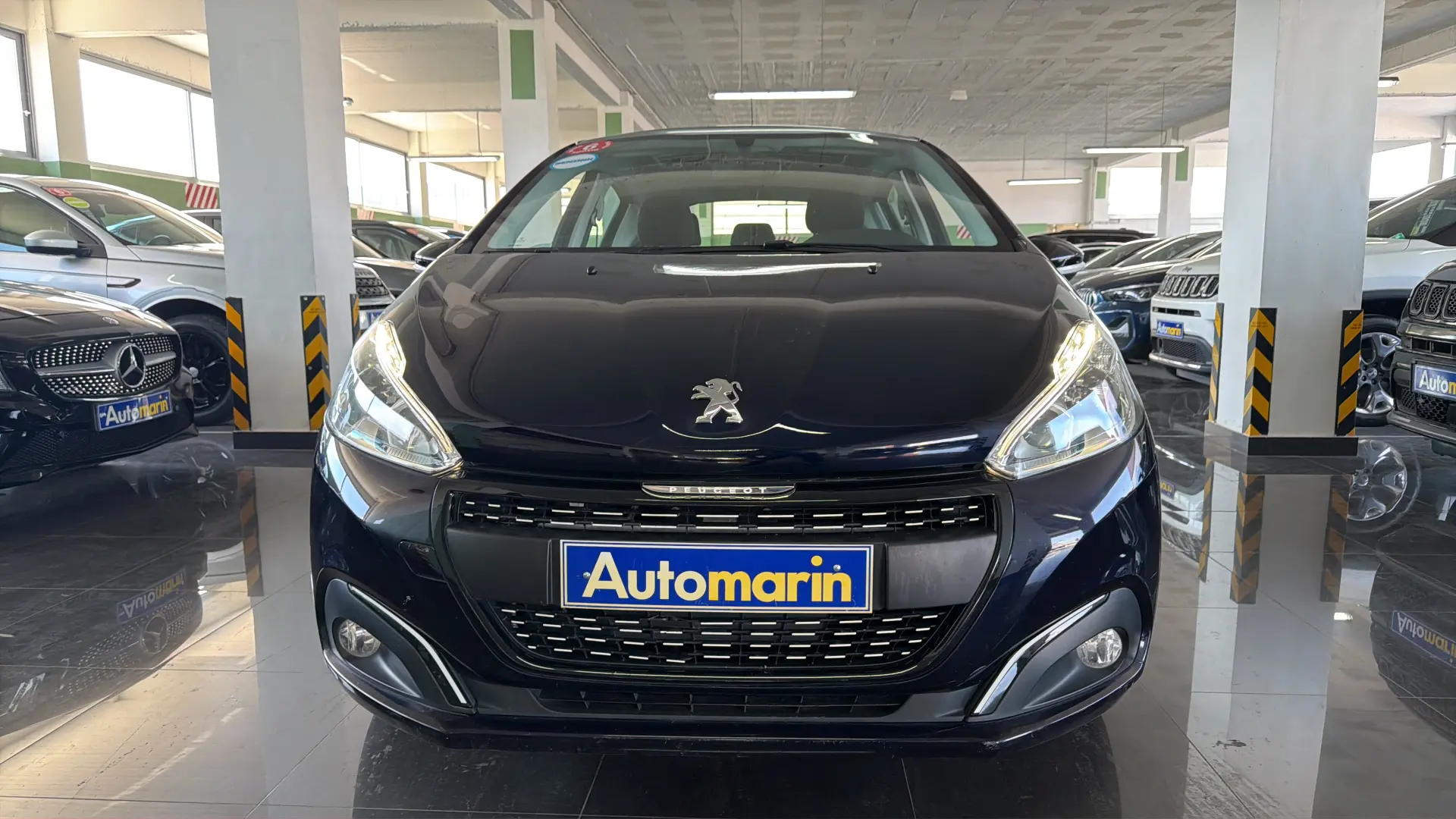 View 2 - Peugeot 208 - 2017