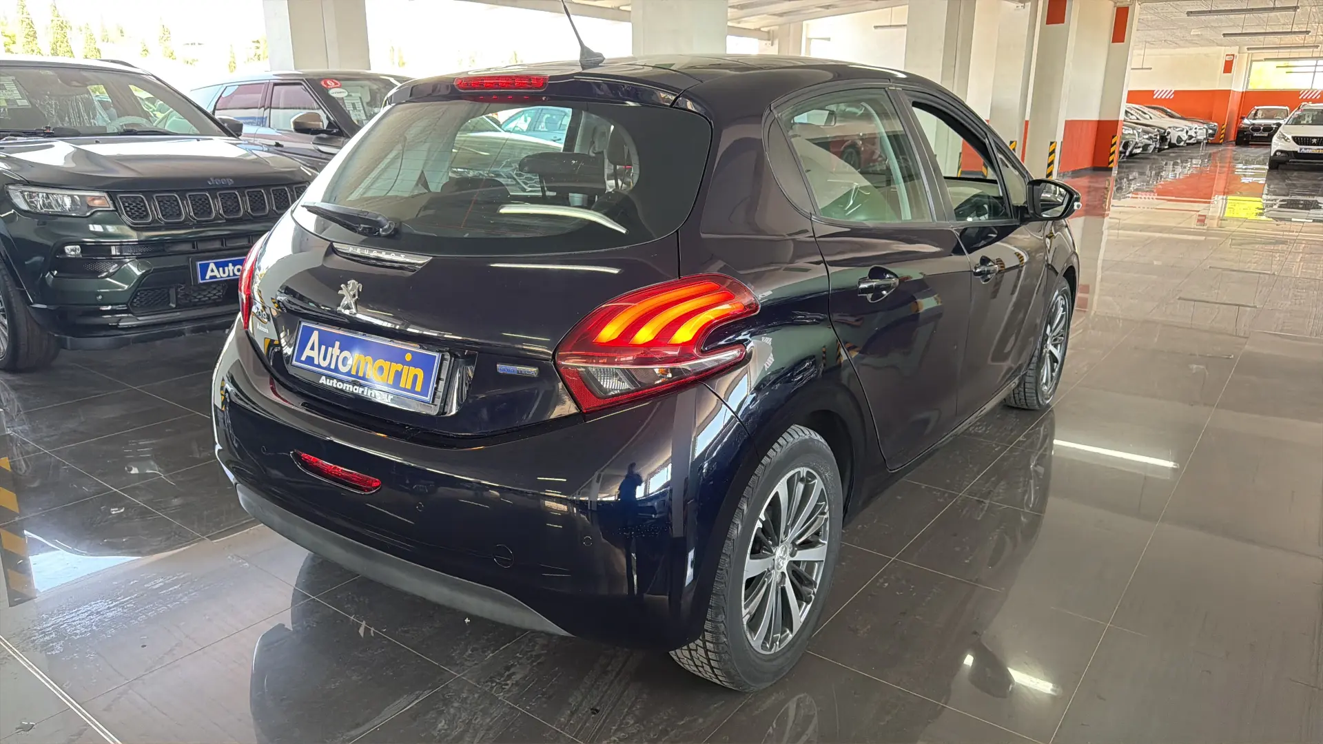 View 4 - Peugeot 208 - 2017