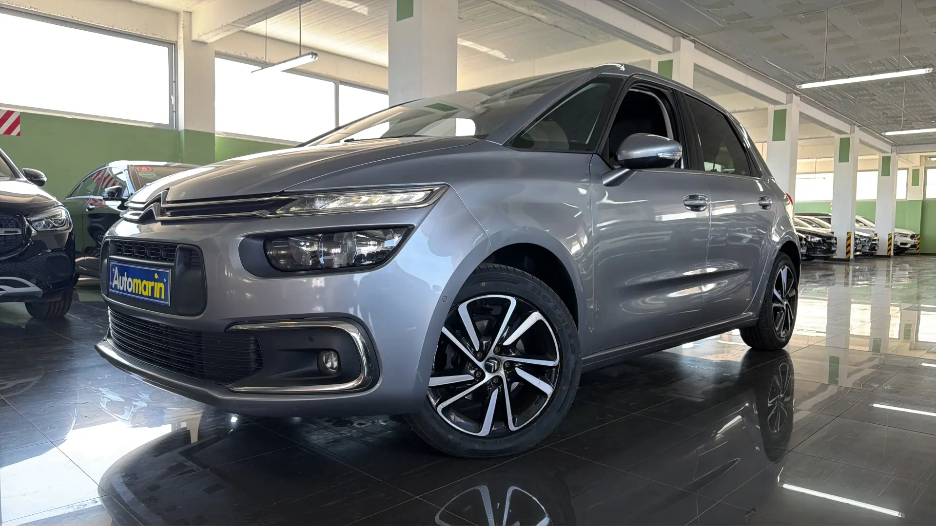 View 1 - Citroen C4 Picasso - 2018