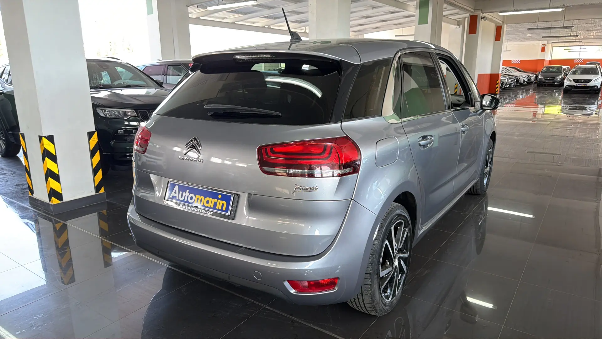 View 4 - Citroen C4 Picasso - 2018