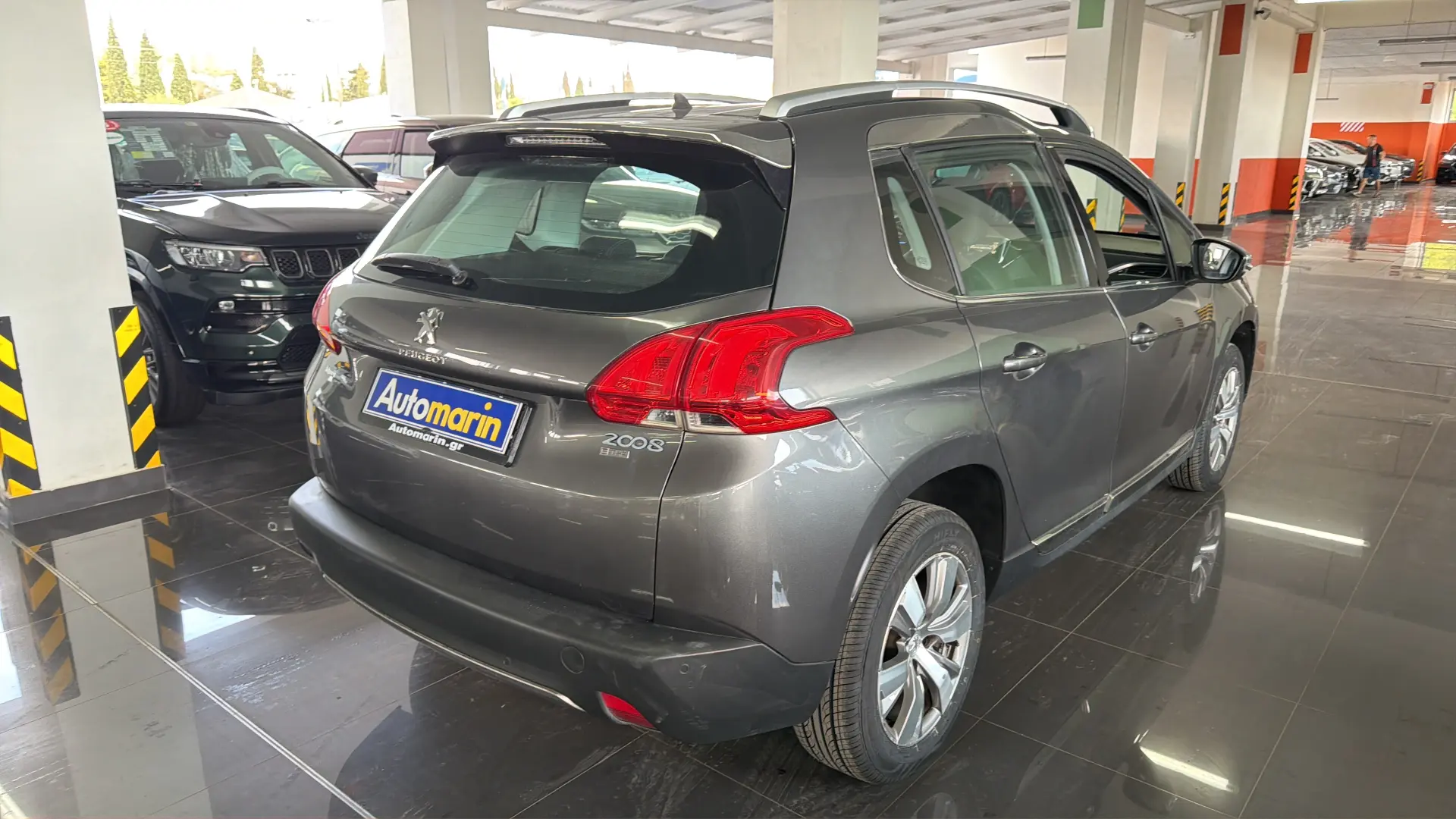 View 4 - Peugeot 2008 - 2015