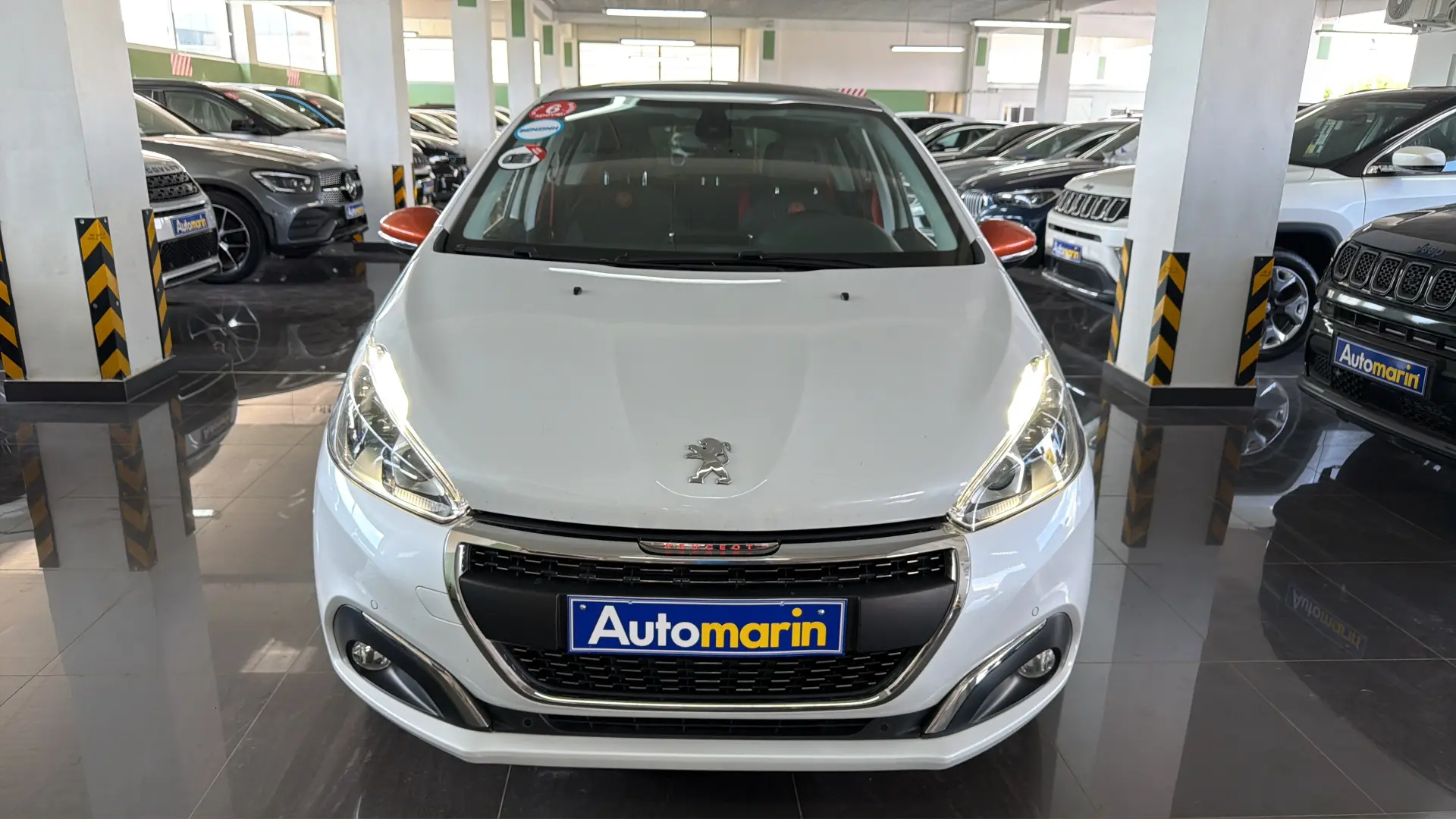View 2 - Peugeot 208 - 2016