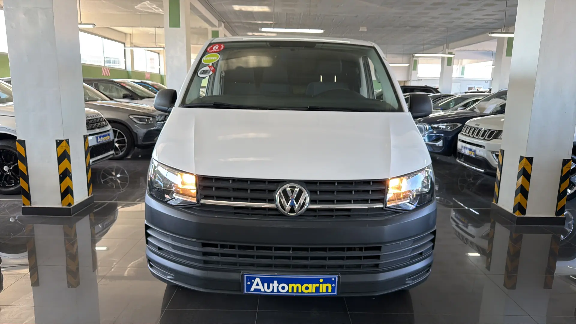 View 2 - Volkswagen T6 - 2019