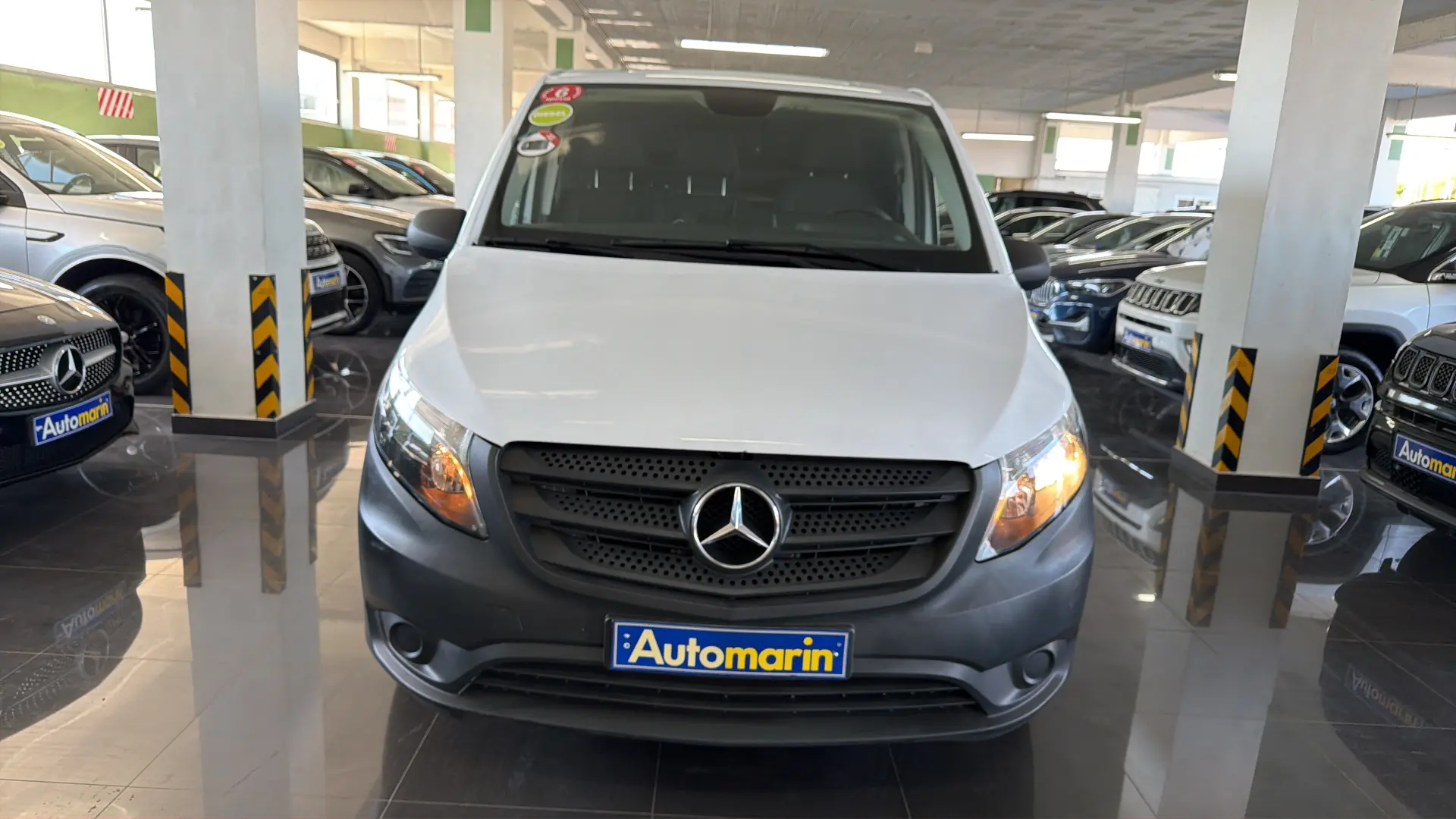 View 2 - Mercedes-Benz Vito - 2021