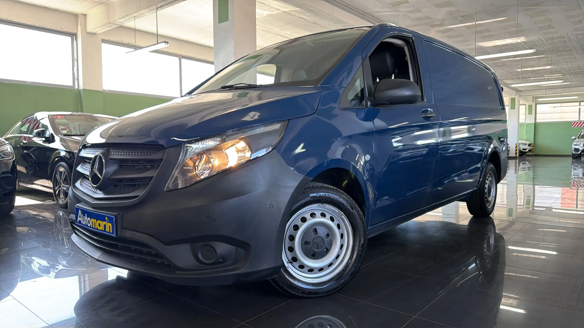 View 1 - Mercedes-Benz Vito - 2021
