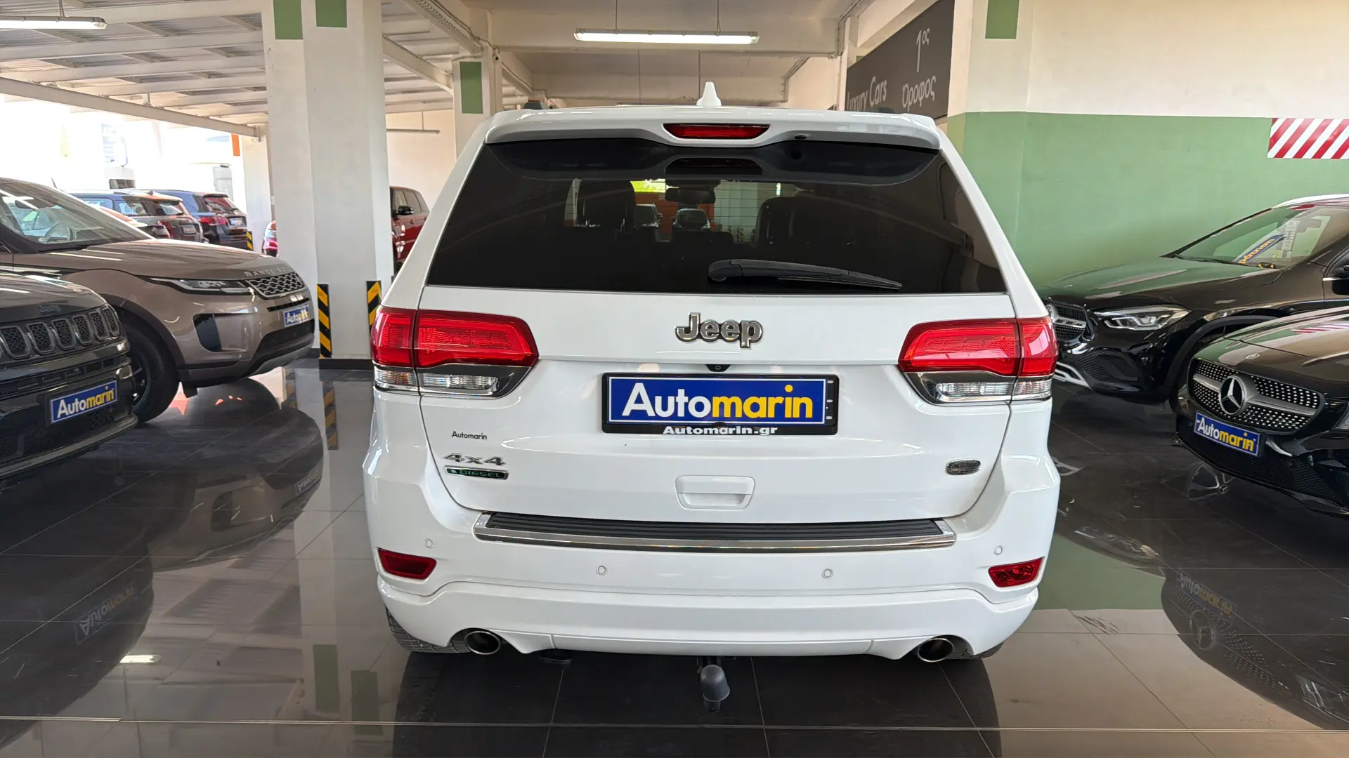 View 5 - Jeep Grand Cherokee - 2015