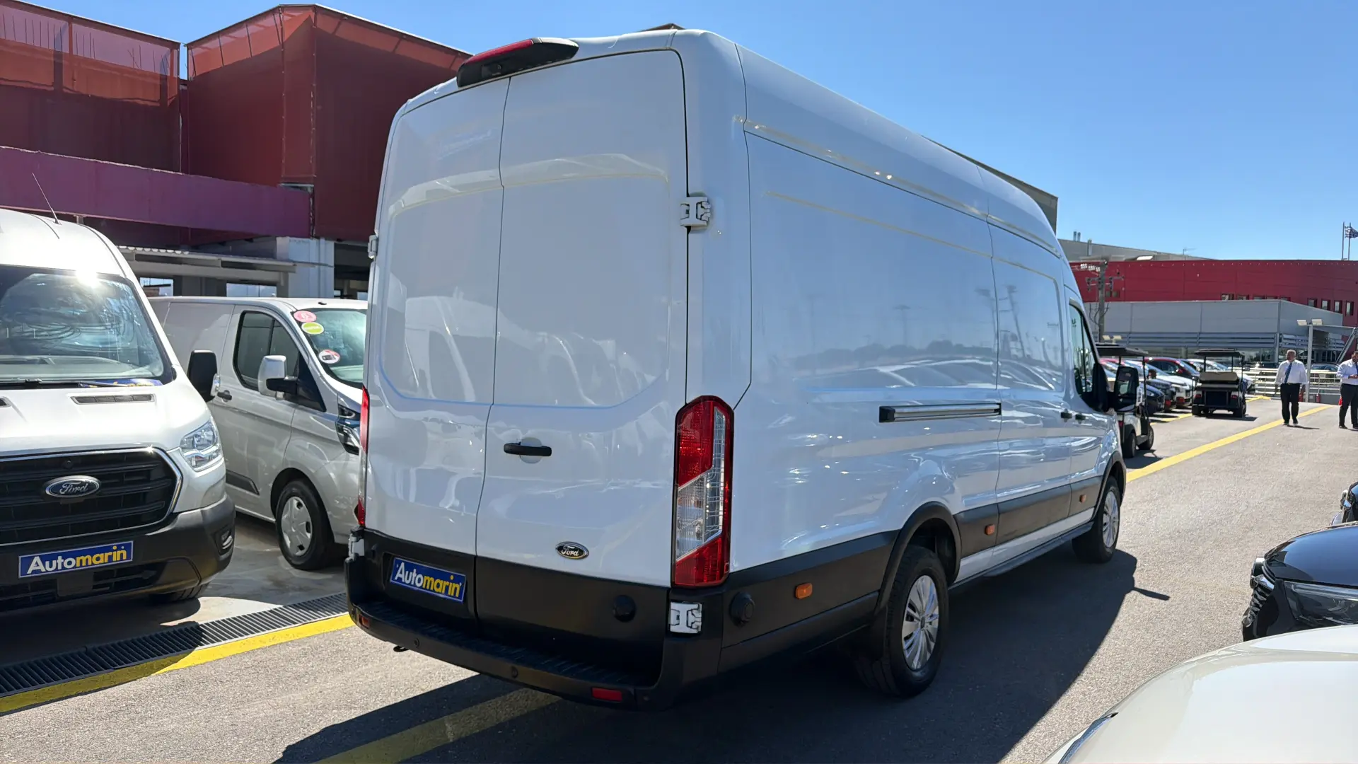 View 3 - Ford Transit - 2021