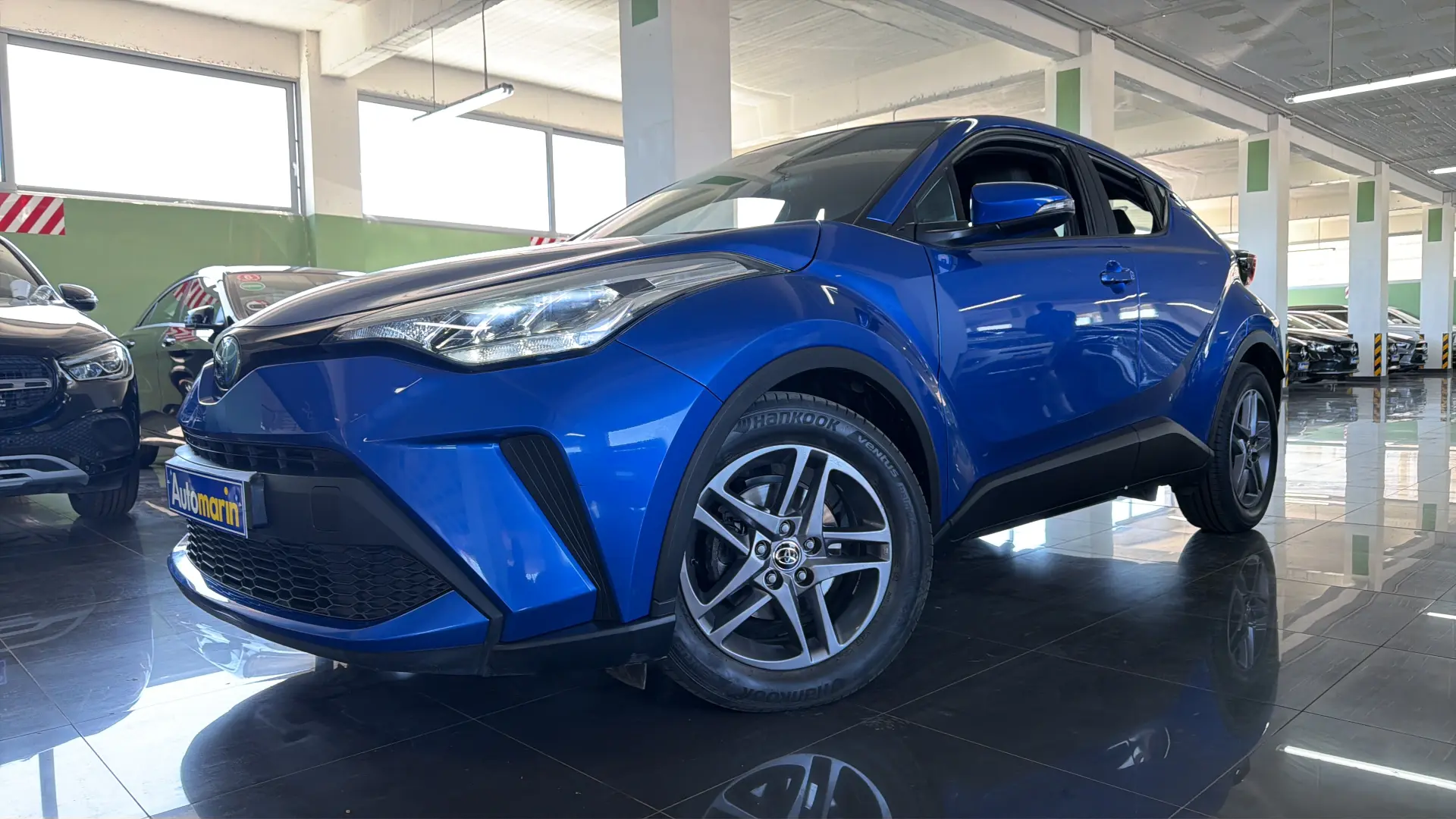 View 1 - Toyota C-HR - 2022