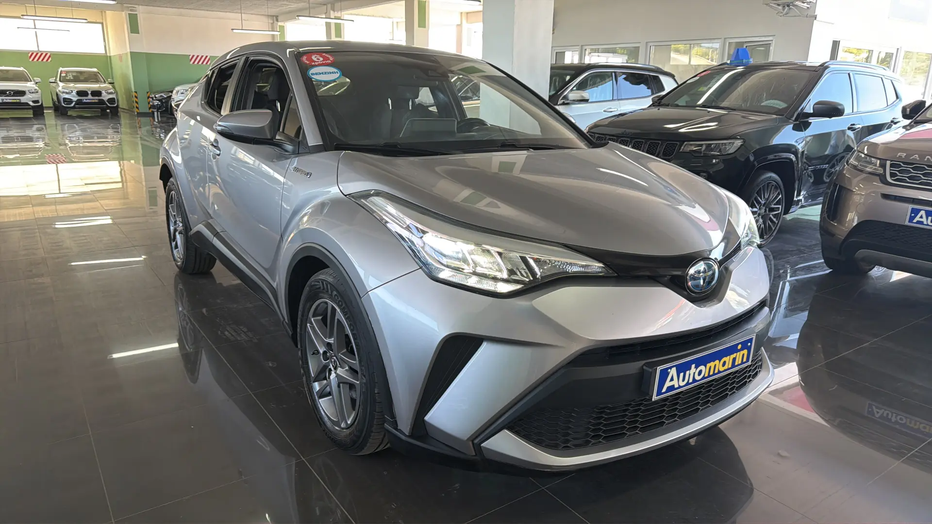 View 3 - Toyota C-HR - 2022