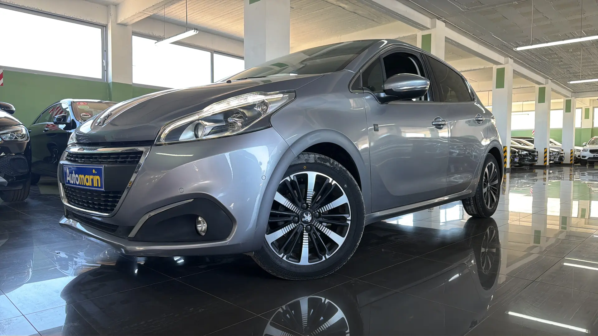 View 1 - Peugeot 208 - 2019