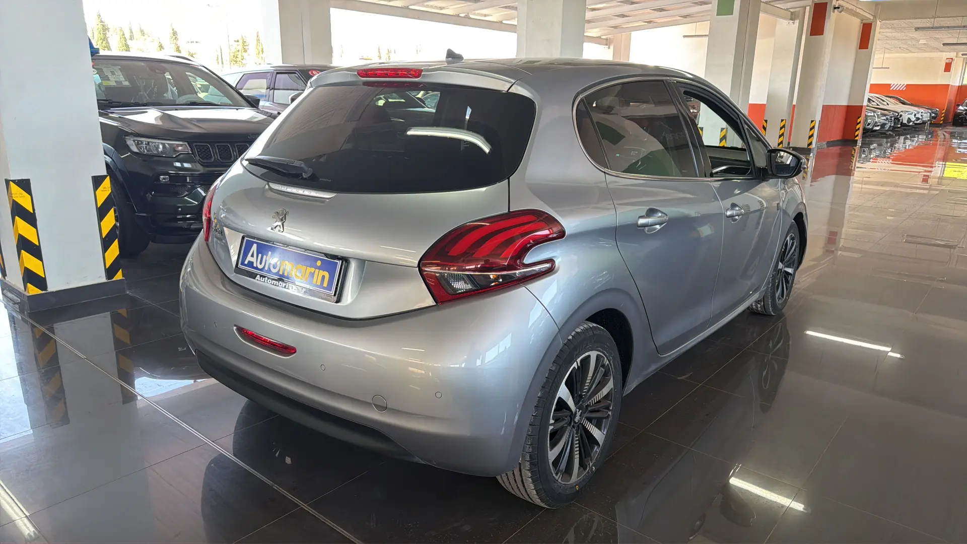 View 4 - Peugeot 208 - 2019