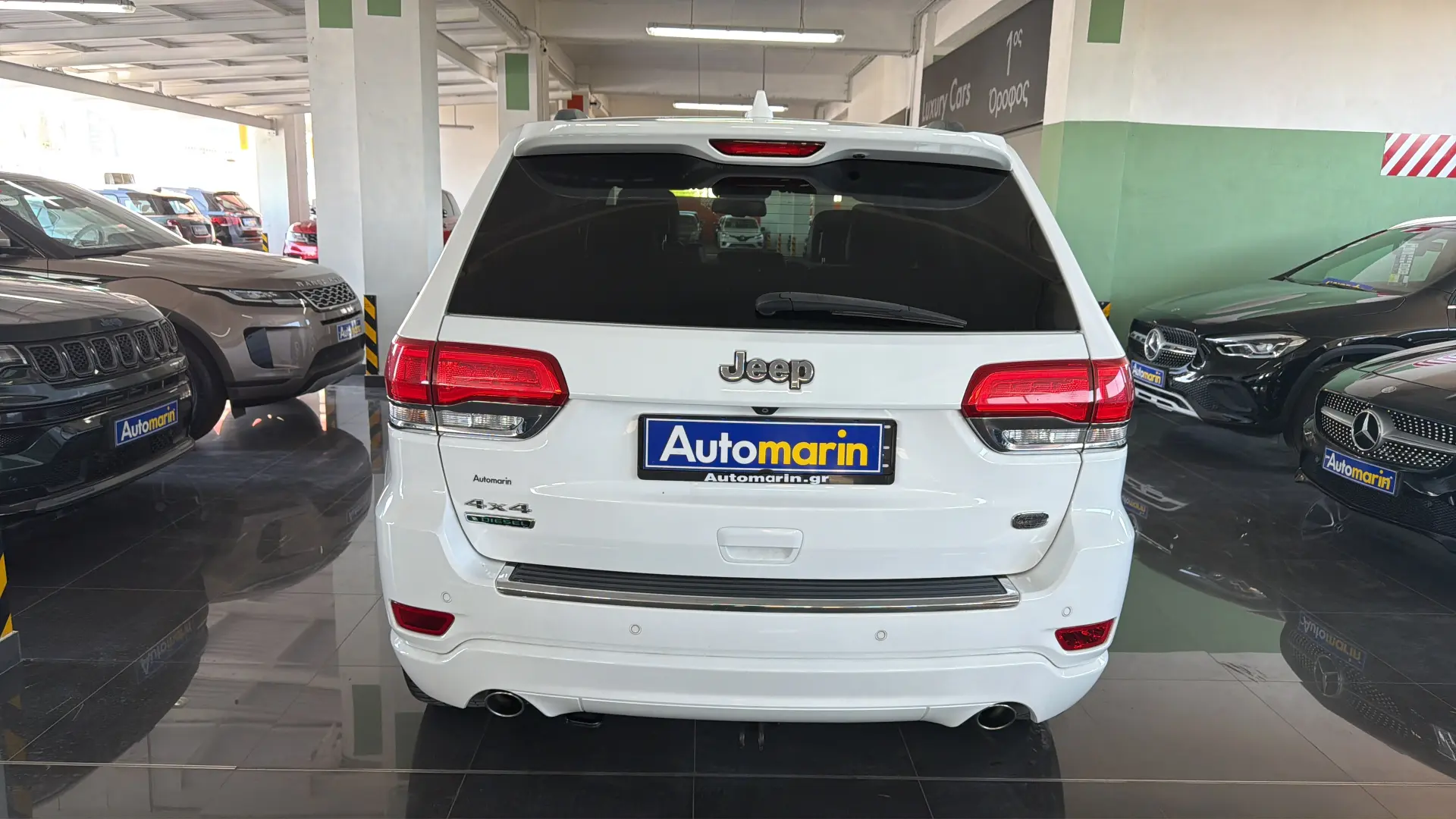 View 5 - Jeep Grand Cherokee - 2015