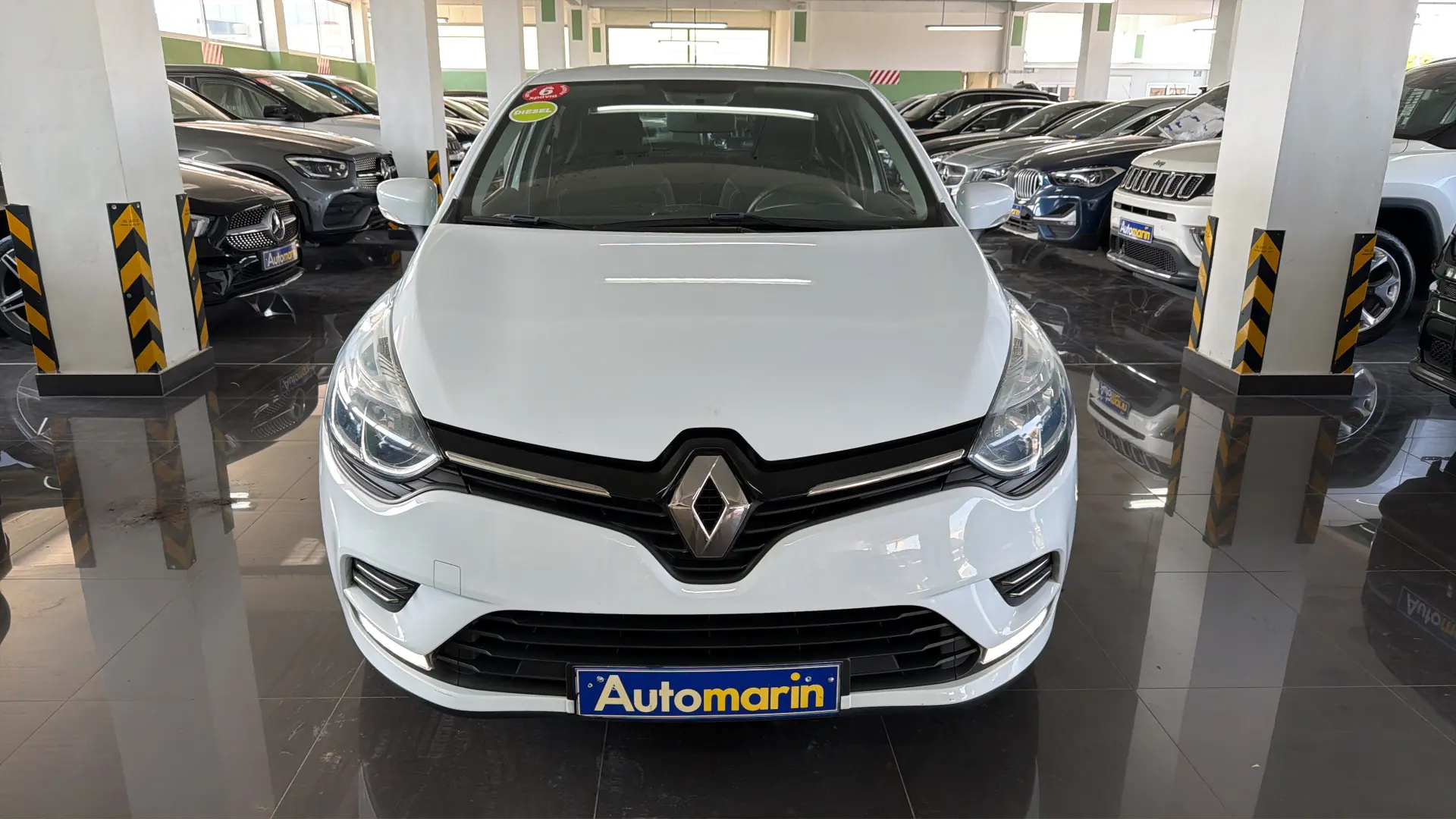 View 2 - Renault Clio - 2019