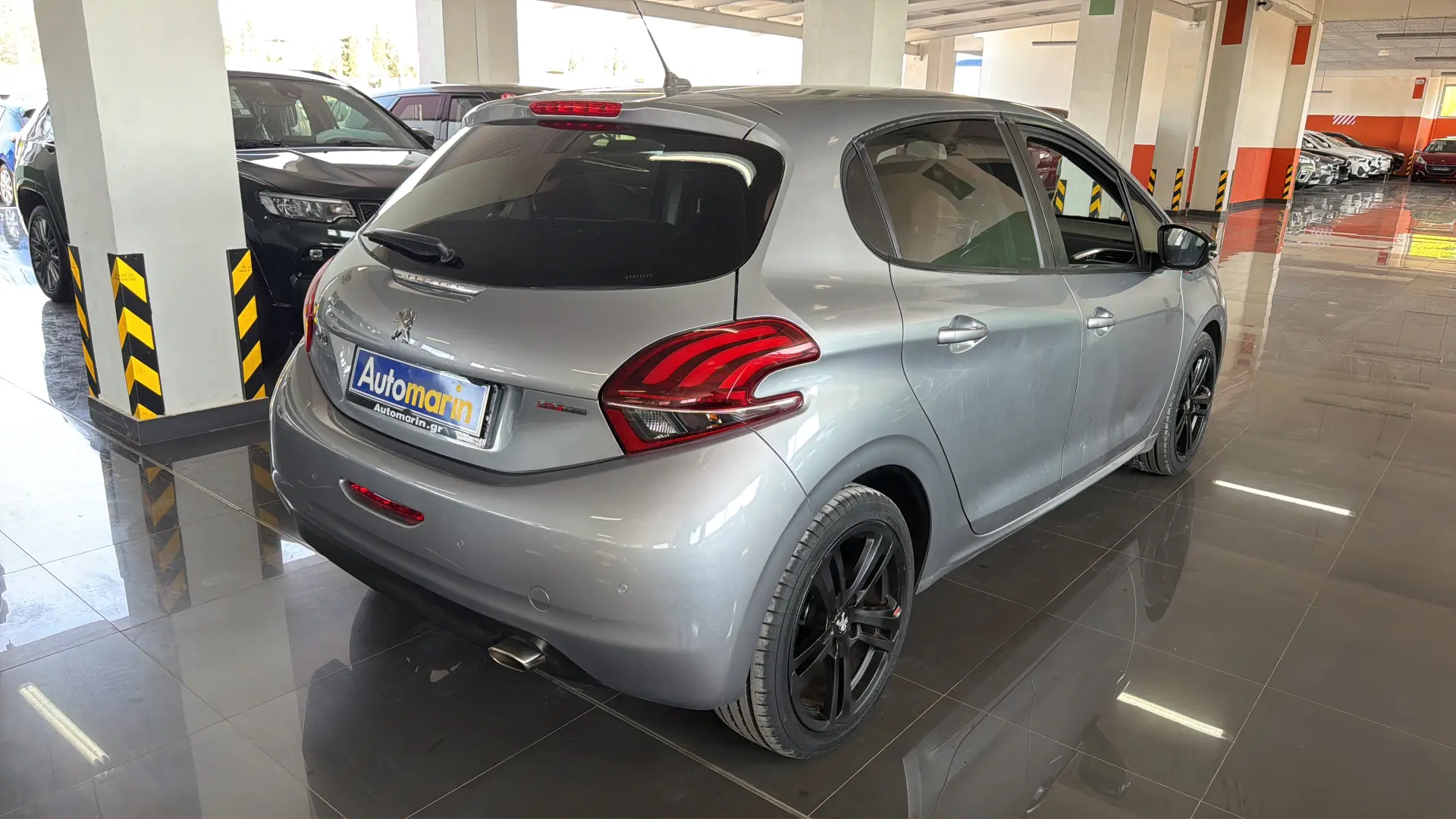View 4 - Peugeot 208 - 2019