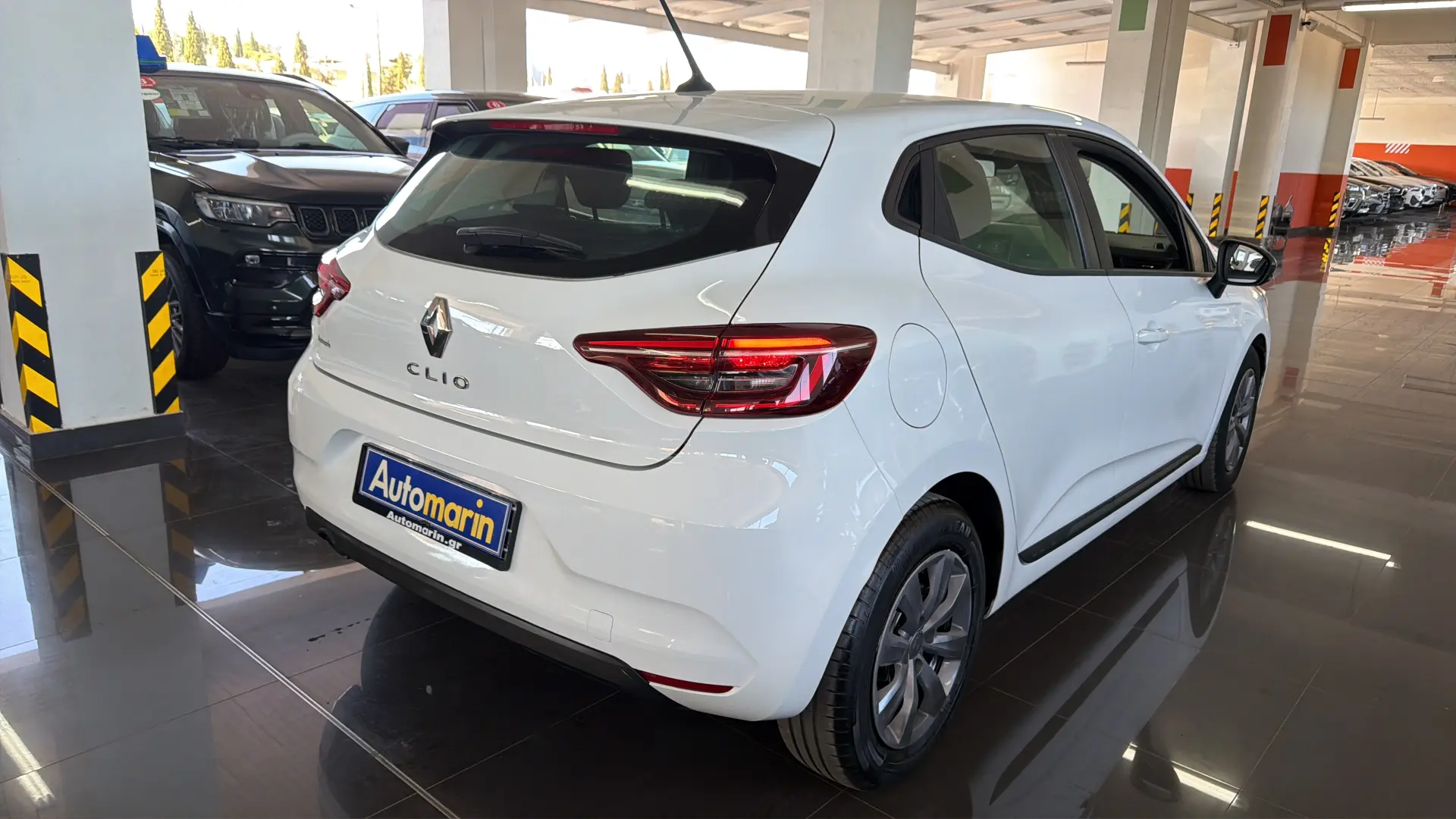 View 4 - Renault Clio - 2022