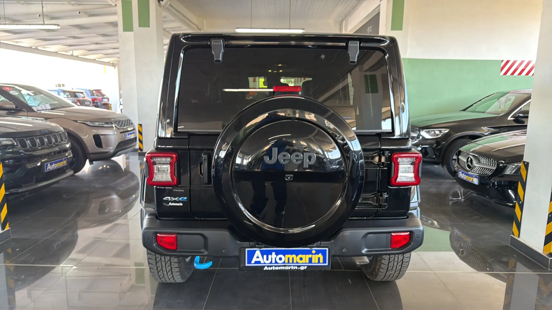 View 5 - Jeep Wrangler - 2022