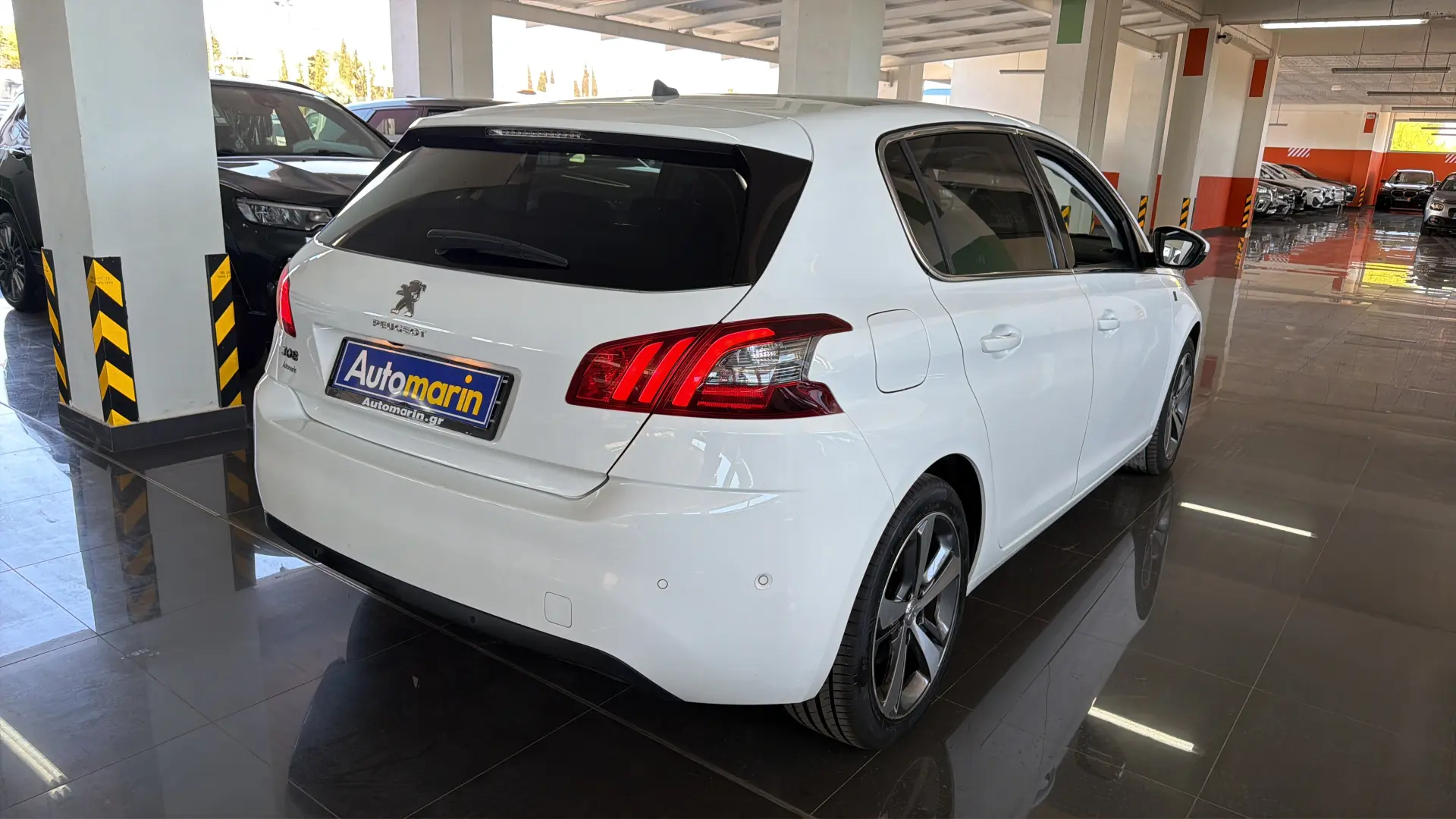View 4 - Peugeot 308 - 2020
