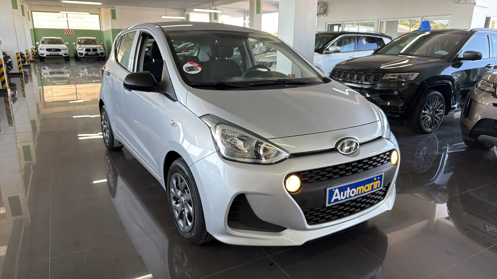 View 3 - Hyundai i 10 - 2017
