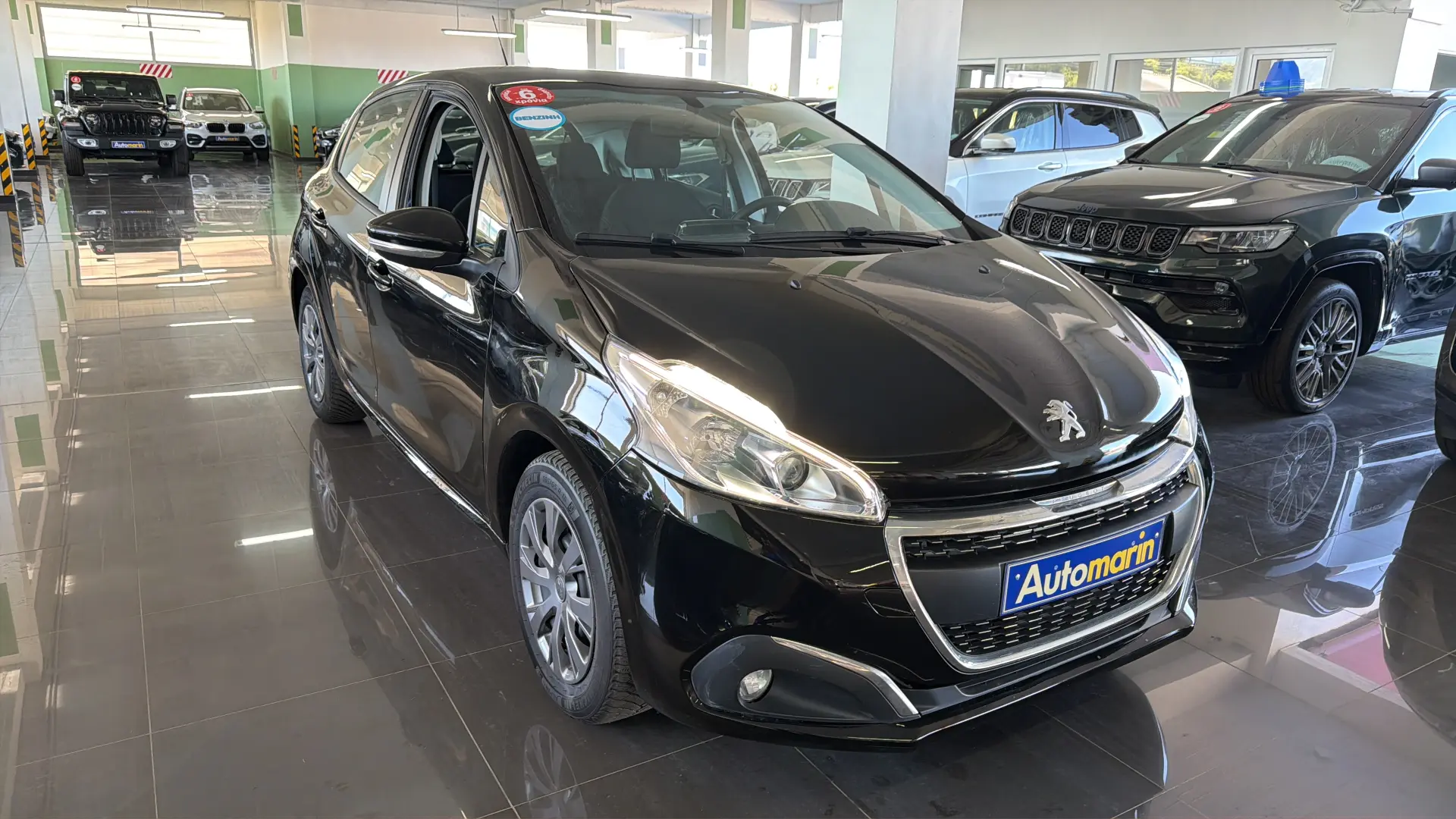 View 3 - Peugeot 208 - 2019