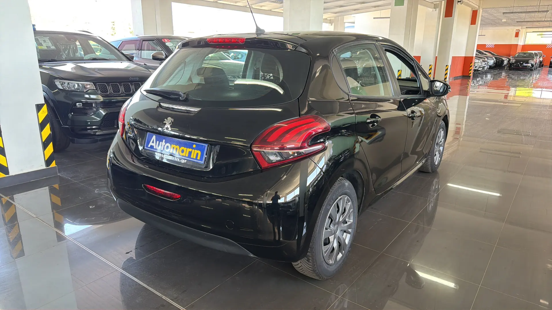 View 4 - Peugeot 208 - 2019