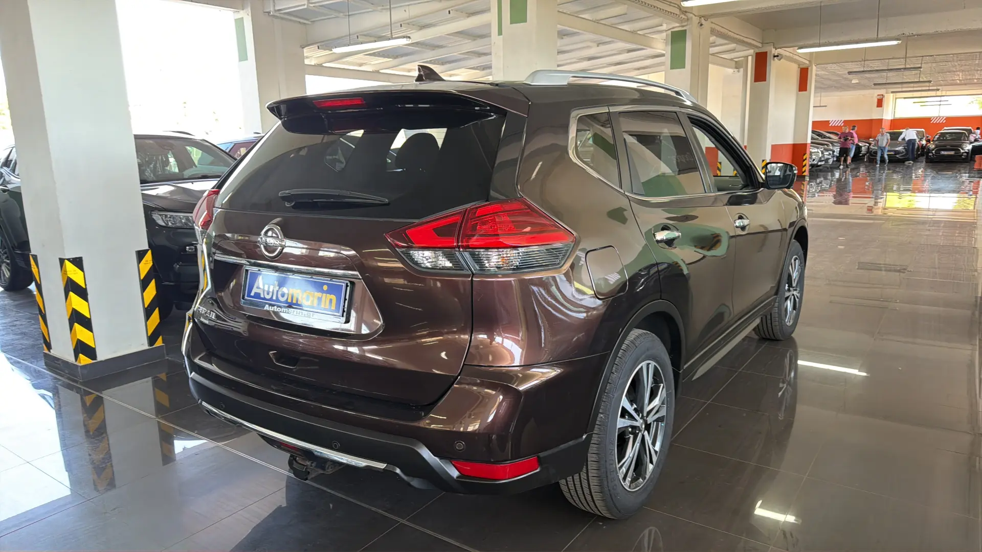 View 4 - Nissan X-Trail - 2019