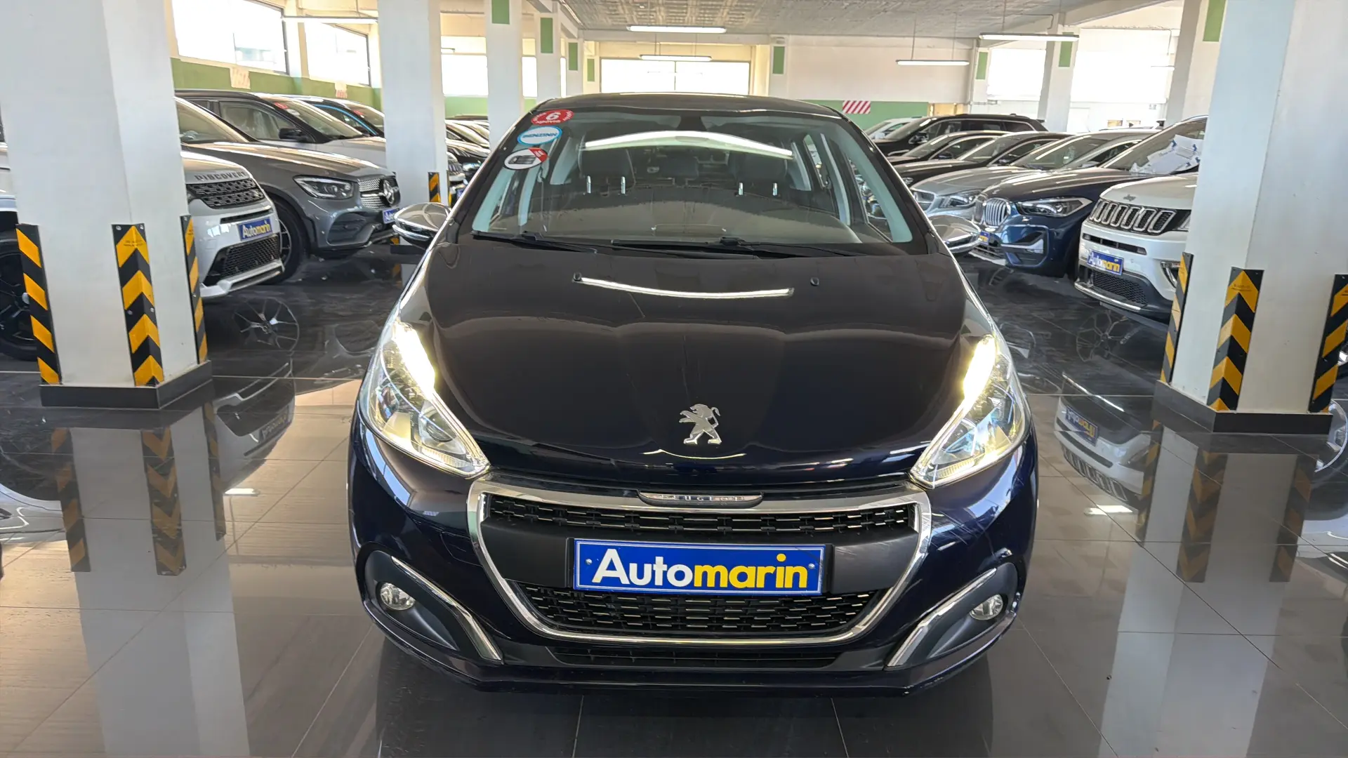 View 2 - Peugeot 208 - 2017