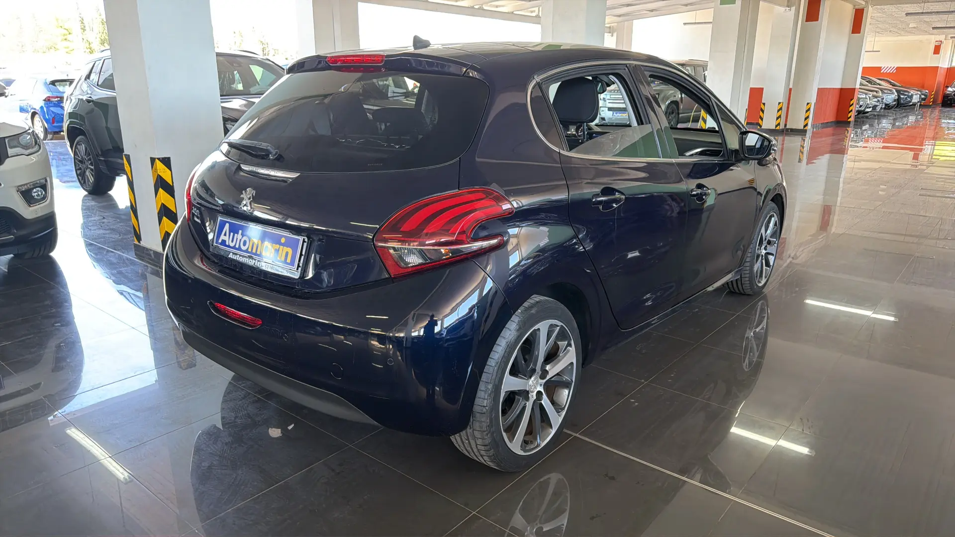 View 4 - Peugeot 208 - 2017