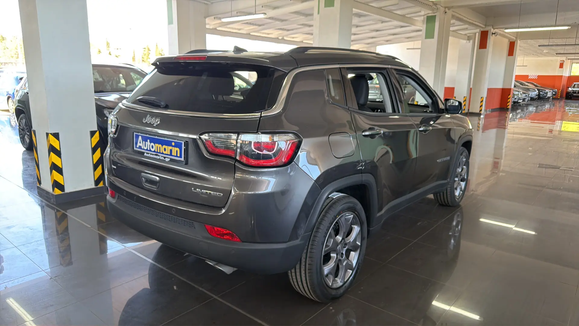 View 4 - Jeep Compass - 2017